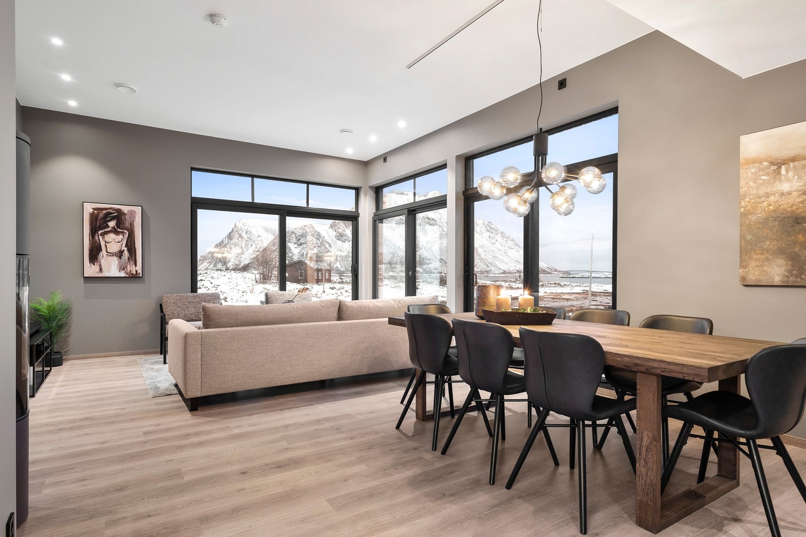 God atmosfære - perfekt for avslapning og sosiale sammenkomster. Galleribilde