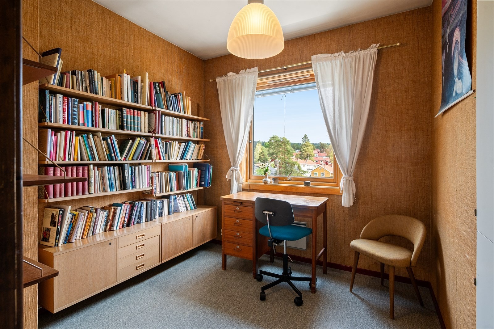 Soverom III er innredet som kontor. Galleribilde