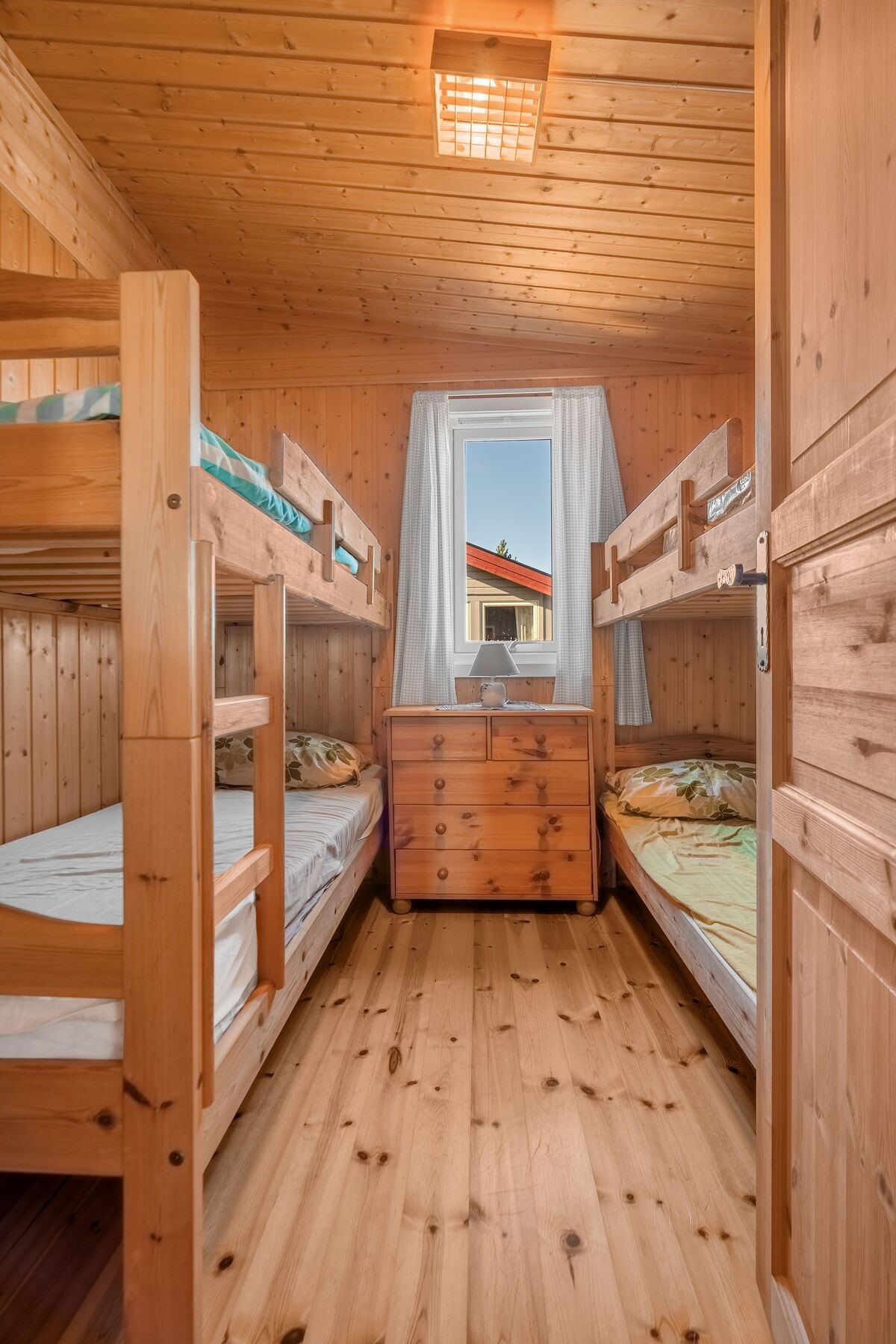 Soverom 2 er på 7 kvm Galleribilde