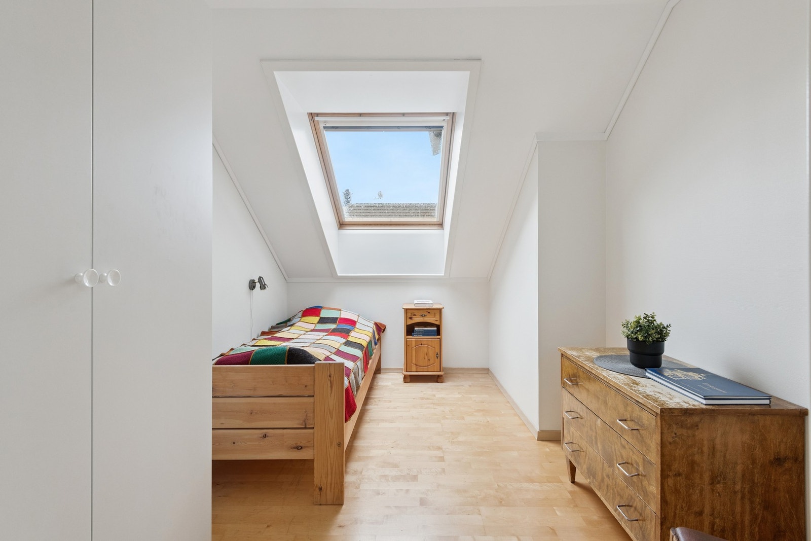 Soverom 2 - perfekt som barnerom, gjesterom eller kontor. Galleribilde