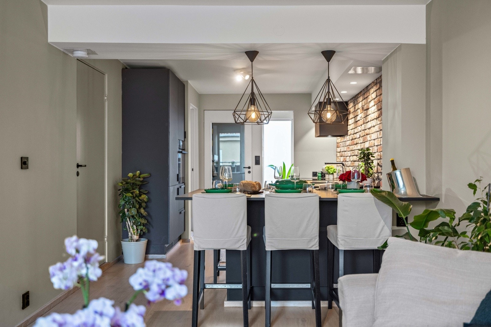 Det er varme i alle gulv i leiligheten. Galleribilde