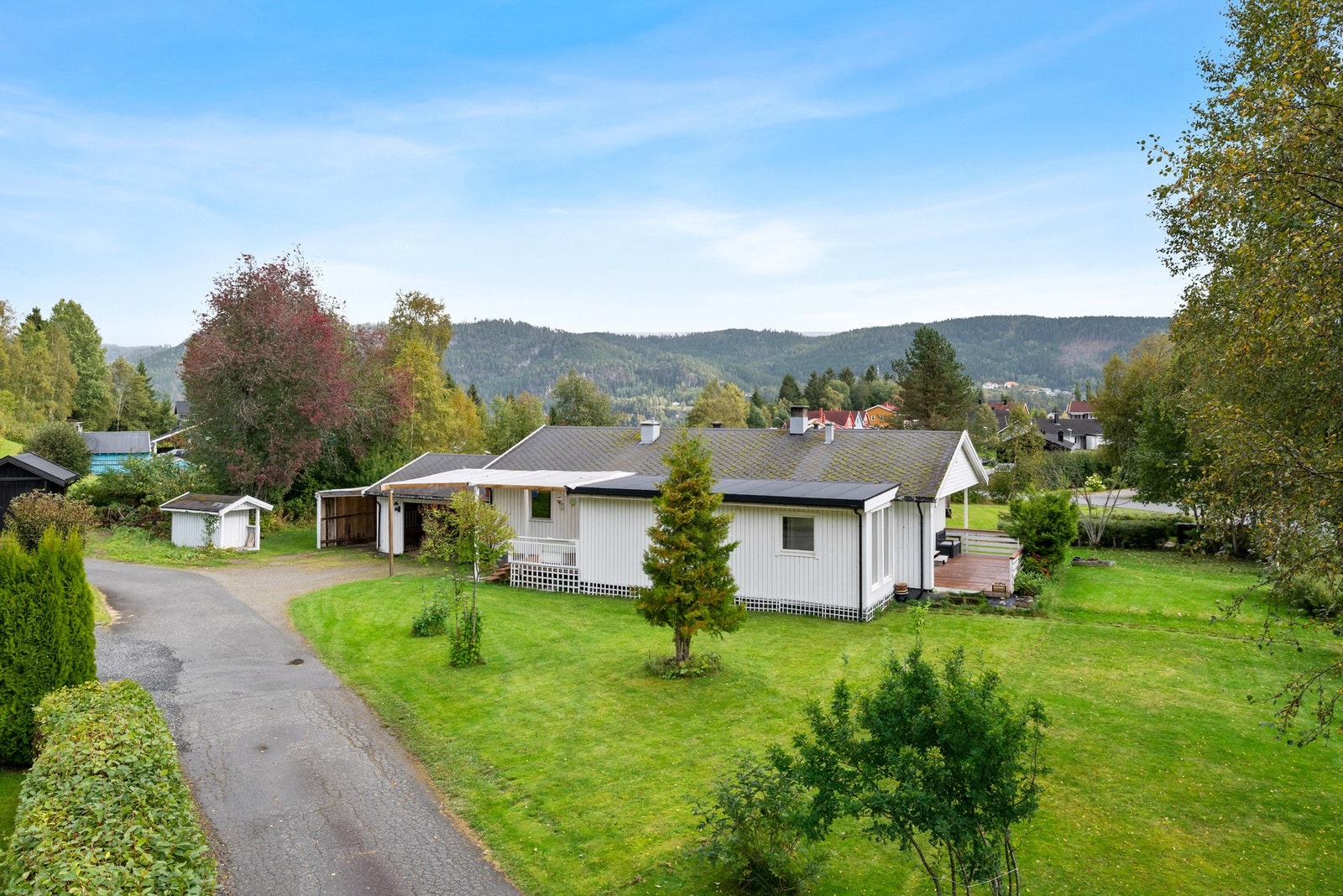 Bolig området er svært barnevennlig med lite gjennomgående trafikk. Galleribilde