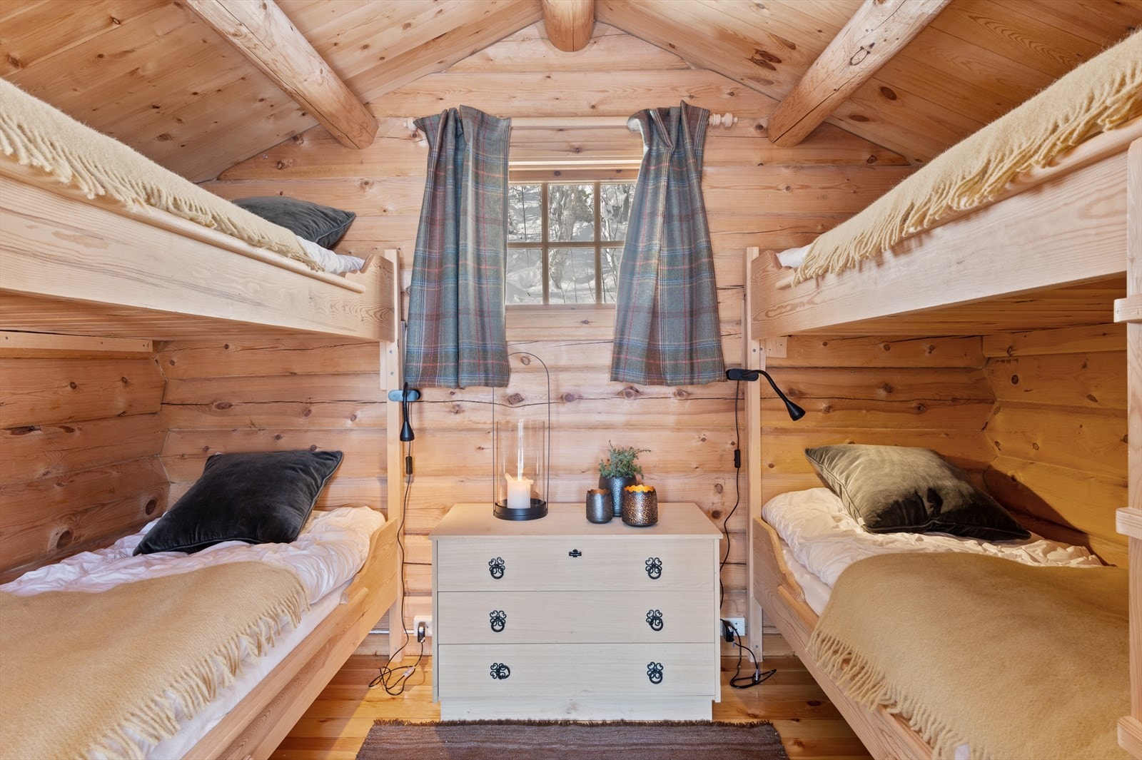 Annekset er innredet med fire sengeplasser Galleribilde