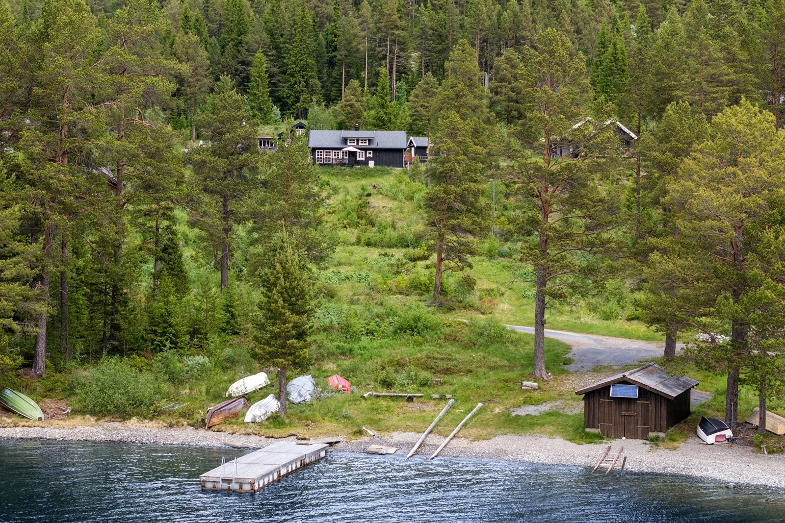 Området er familievennlig og har mye å by på gjennom hele året som blant annet fot- og sykkelturer, jakt og fiske, bading og ski. Landskapet er vakkert med frodige trær, åser og fjelltopper. Galleribilde