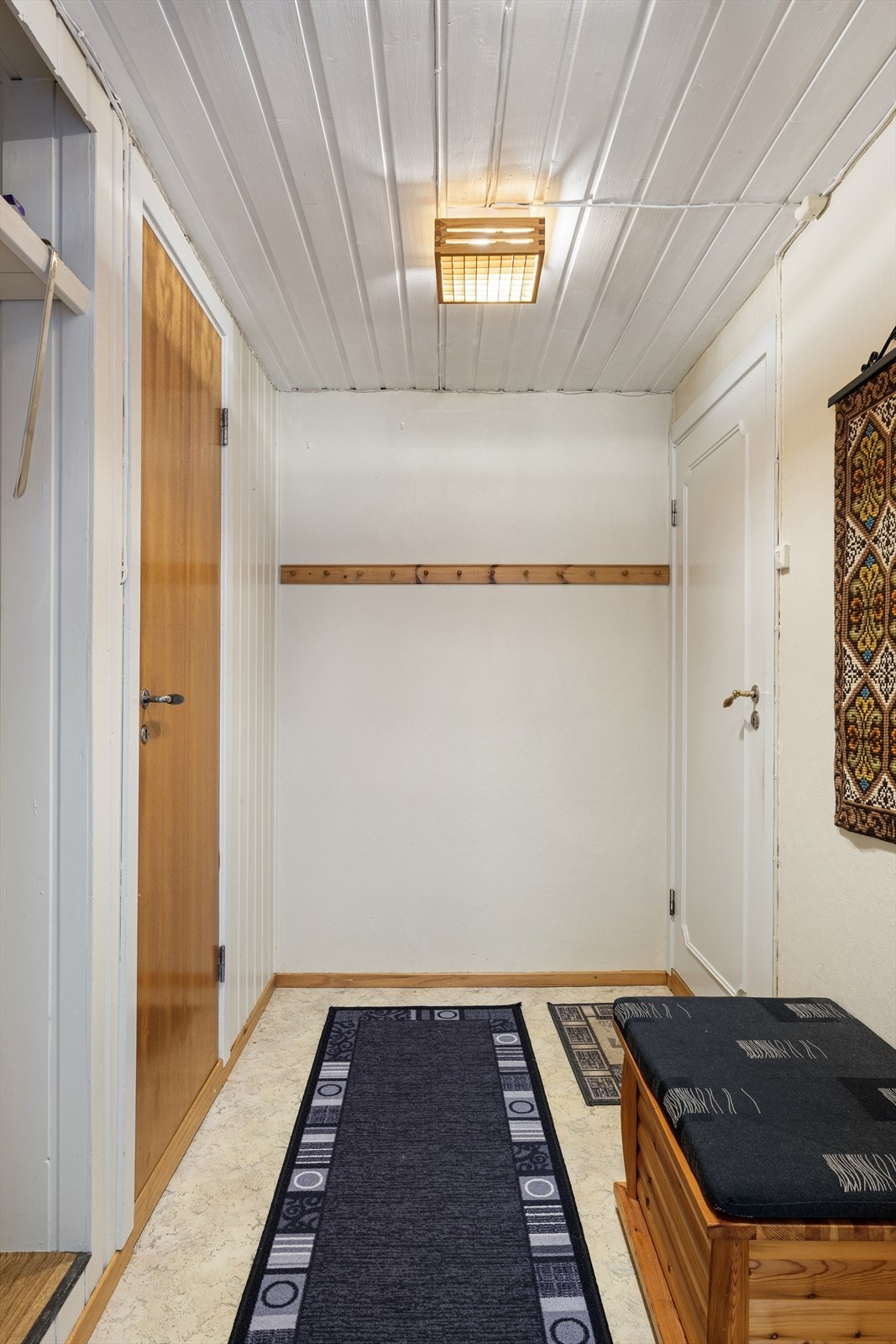 I underetasjen har man også en egen entré. Galleribilde