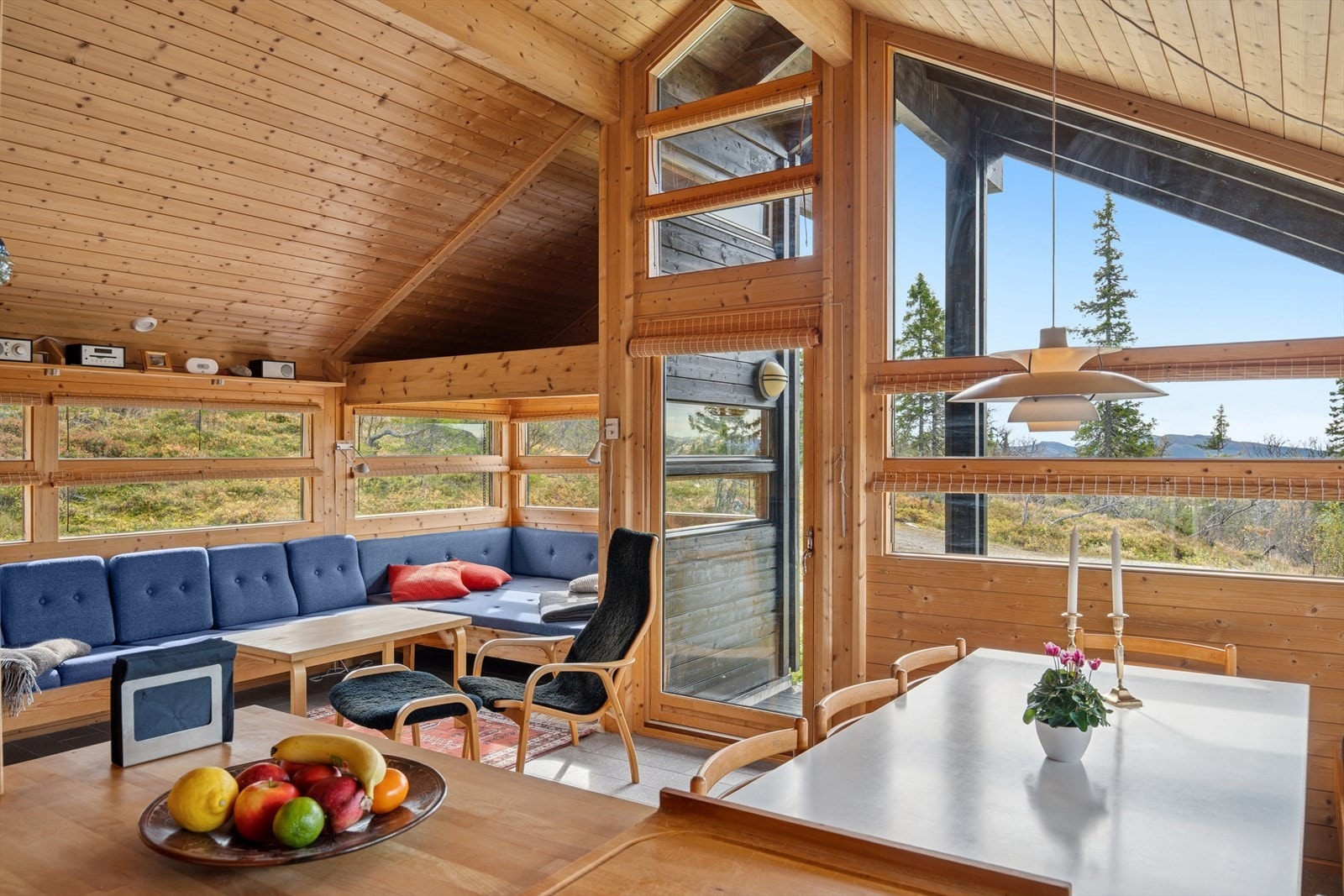 Rommet deles naturlig inn i soner. Galleribilde