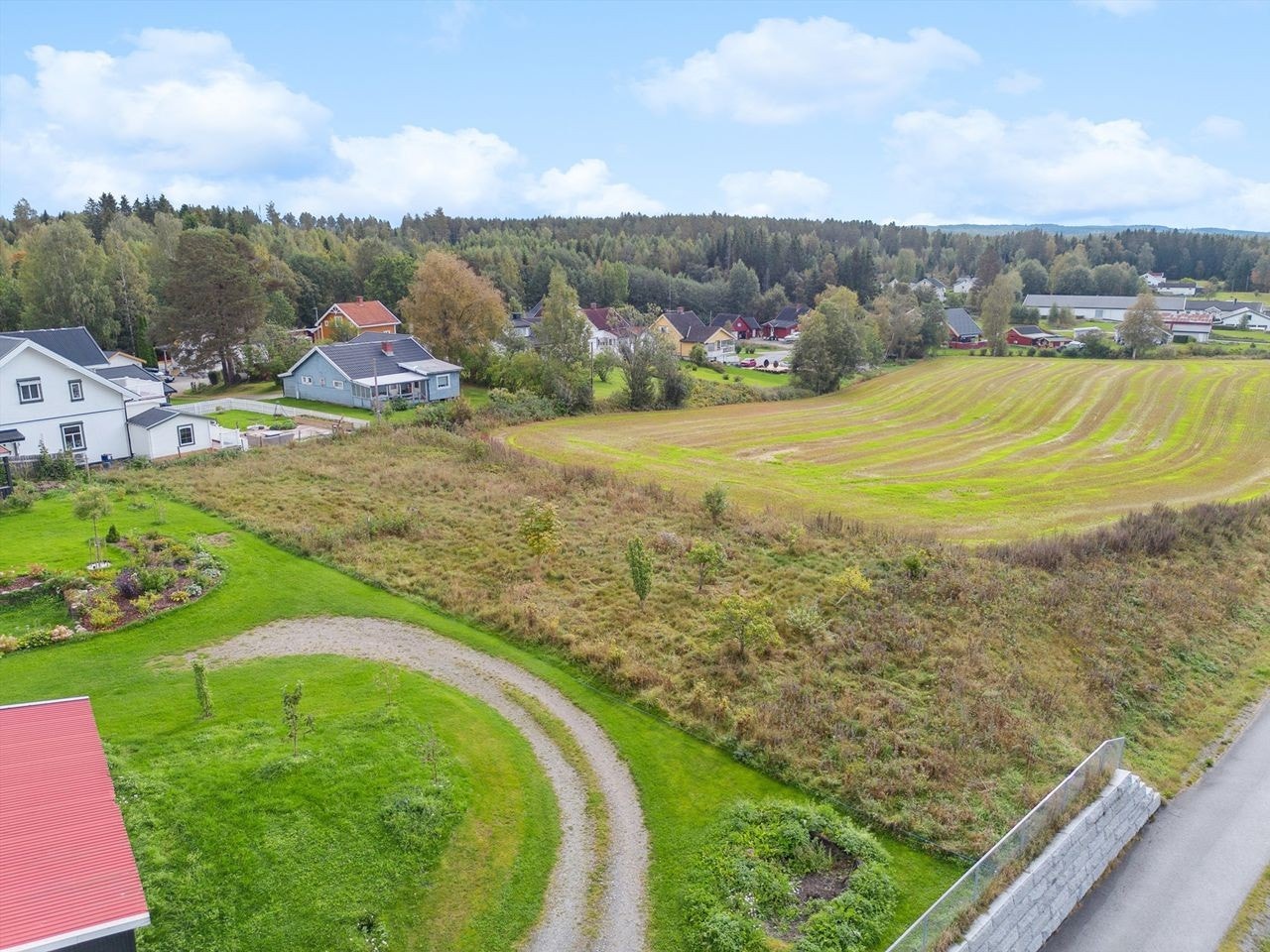 Ådalsbruk byr på flotte rekreasjonsmuligheter - med nærhet til skog og mark. Galleribilde