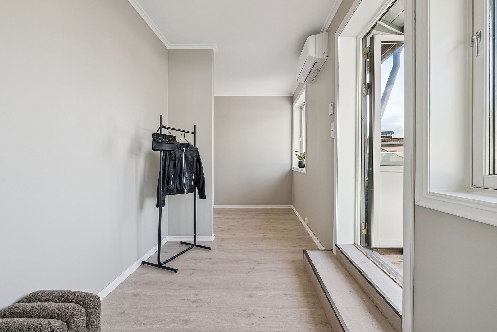 God oppbevaringsplass gjør gangen ryddig og oversiktlig. Galleribilde