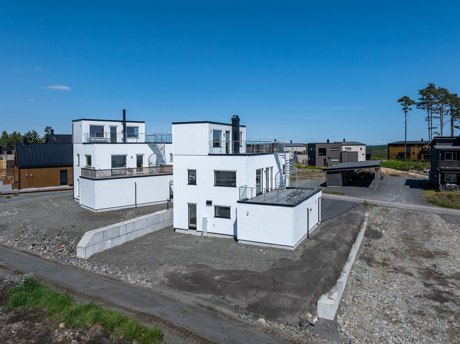 Tybakktoppen, Tromøy - Nyoppført, tidsriktig enebolig - Takterrasse og takstue - Sol og flott utsikt Galleribilde