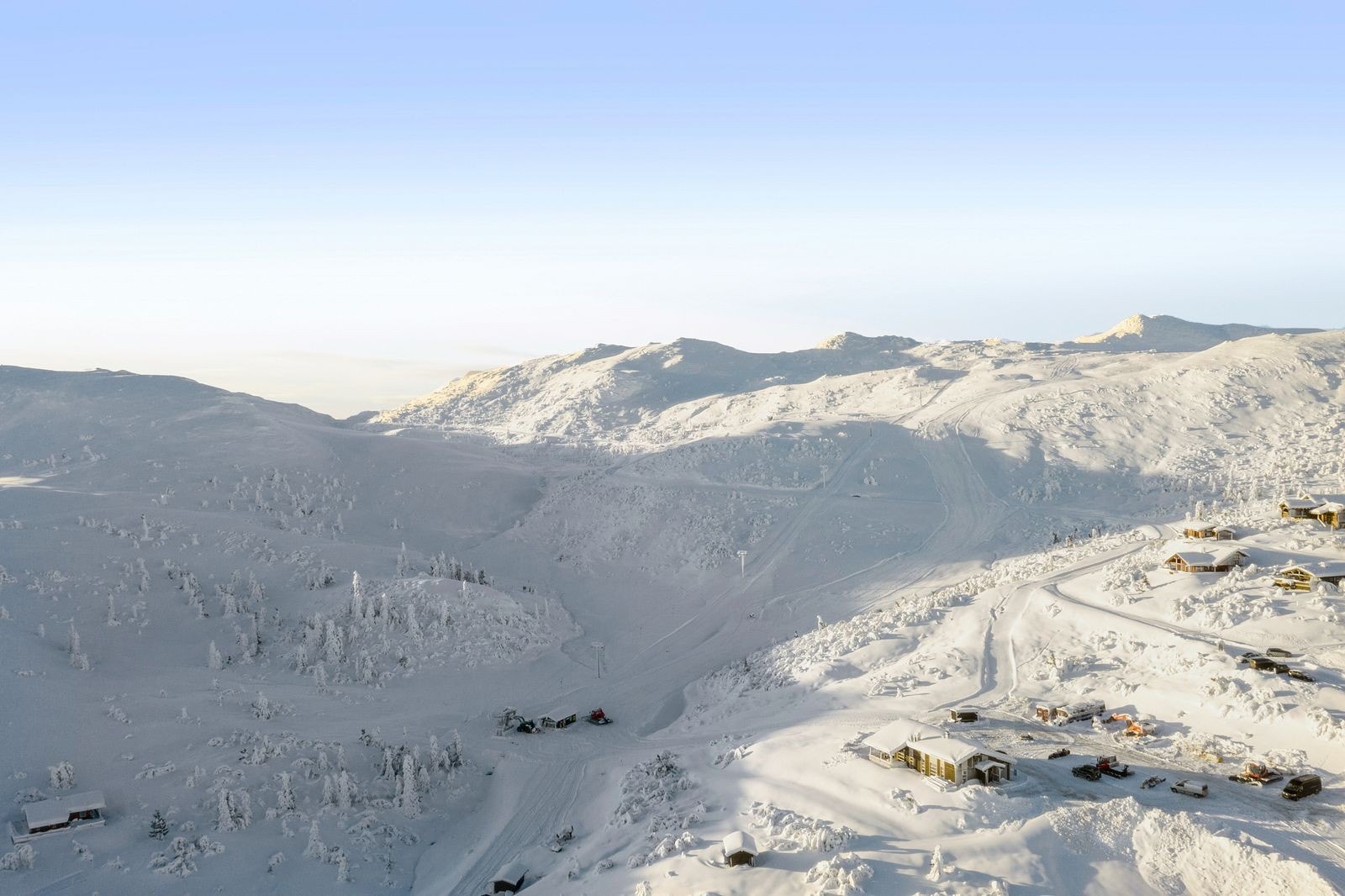 Vegglifjell skisenter med akebakke og Killingdalen skistugu, ca. 600 meter fra eiendommen Galleribilde