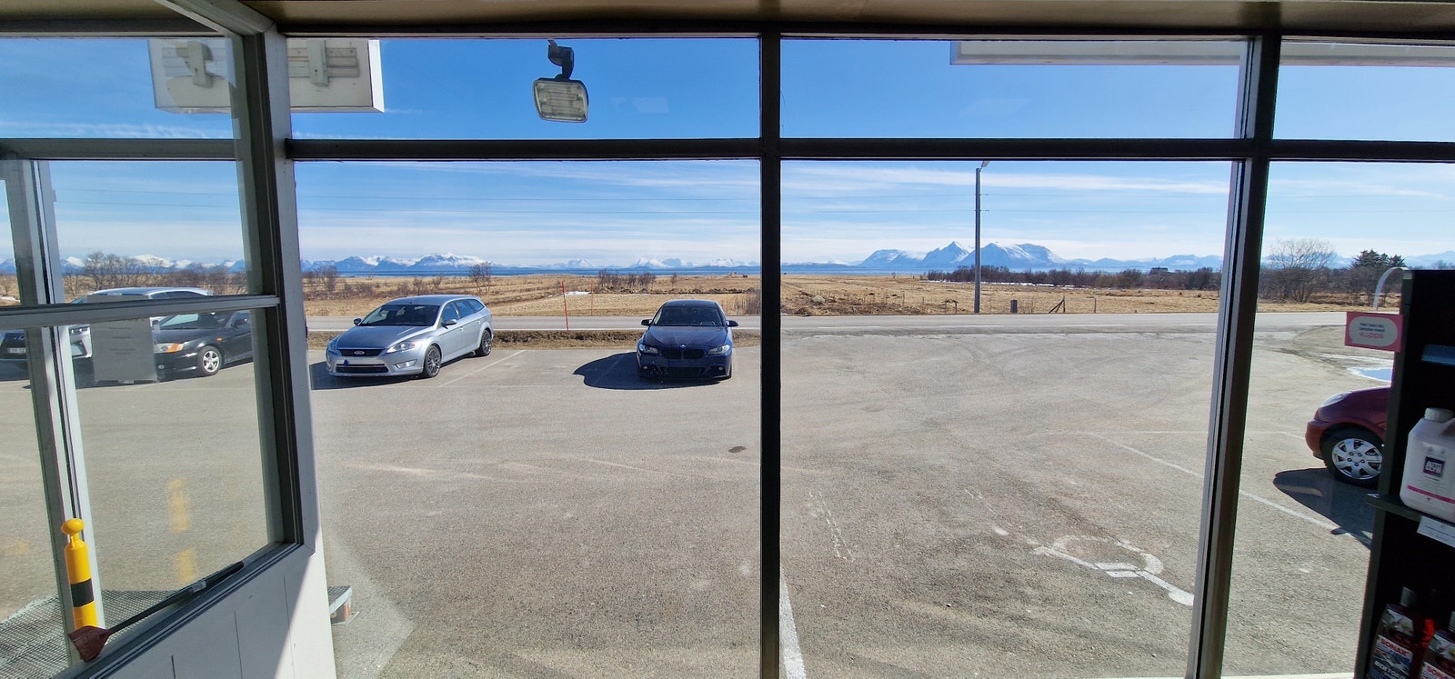 Utsikt fra butikk/utstilling Galleribilde