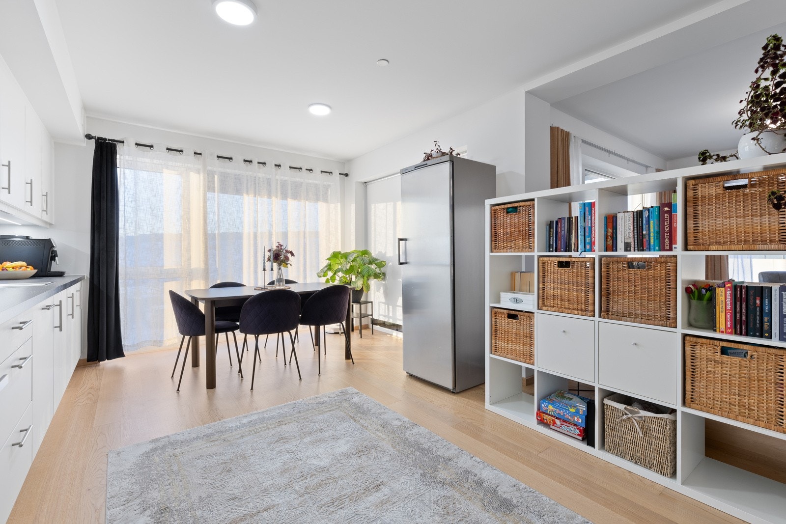 Spisestue. Galleribilde