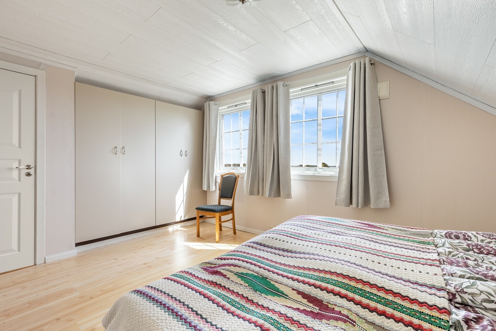 Hovedsoverom i 2 etasje Galleribilde