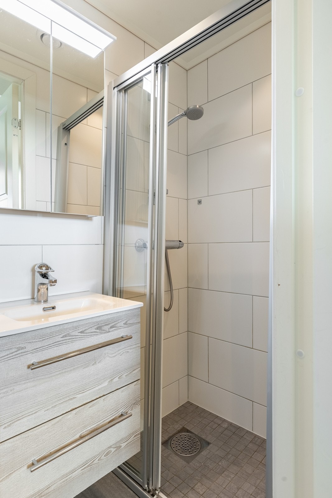 Flislagt bad renovert i 2021 Galleribilde