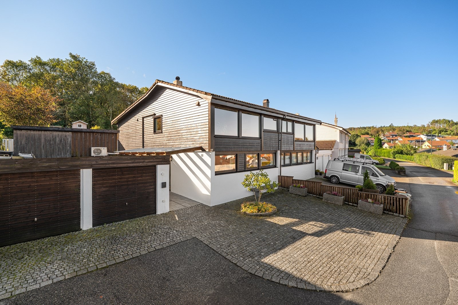 EiendomsMegler 1 v/ Anders Tangen presenterer Blåfjellveien 27! Galleribilde
