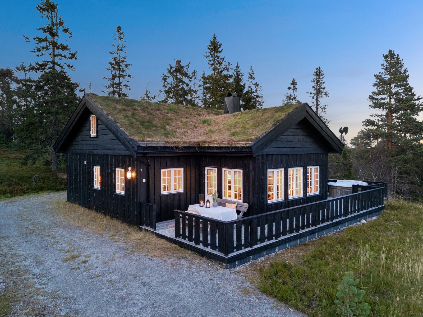 Velkommen til Reinlavvegen 8, presentert av Nina Dæhli Harviken.
Foto: Pil Branding (Kim Rognmo). Galleribilde