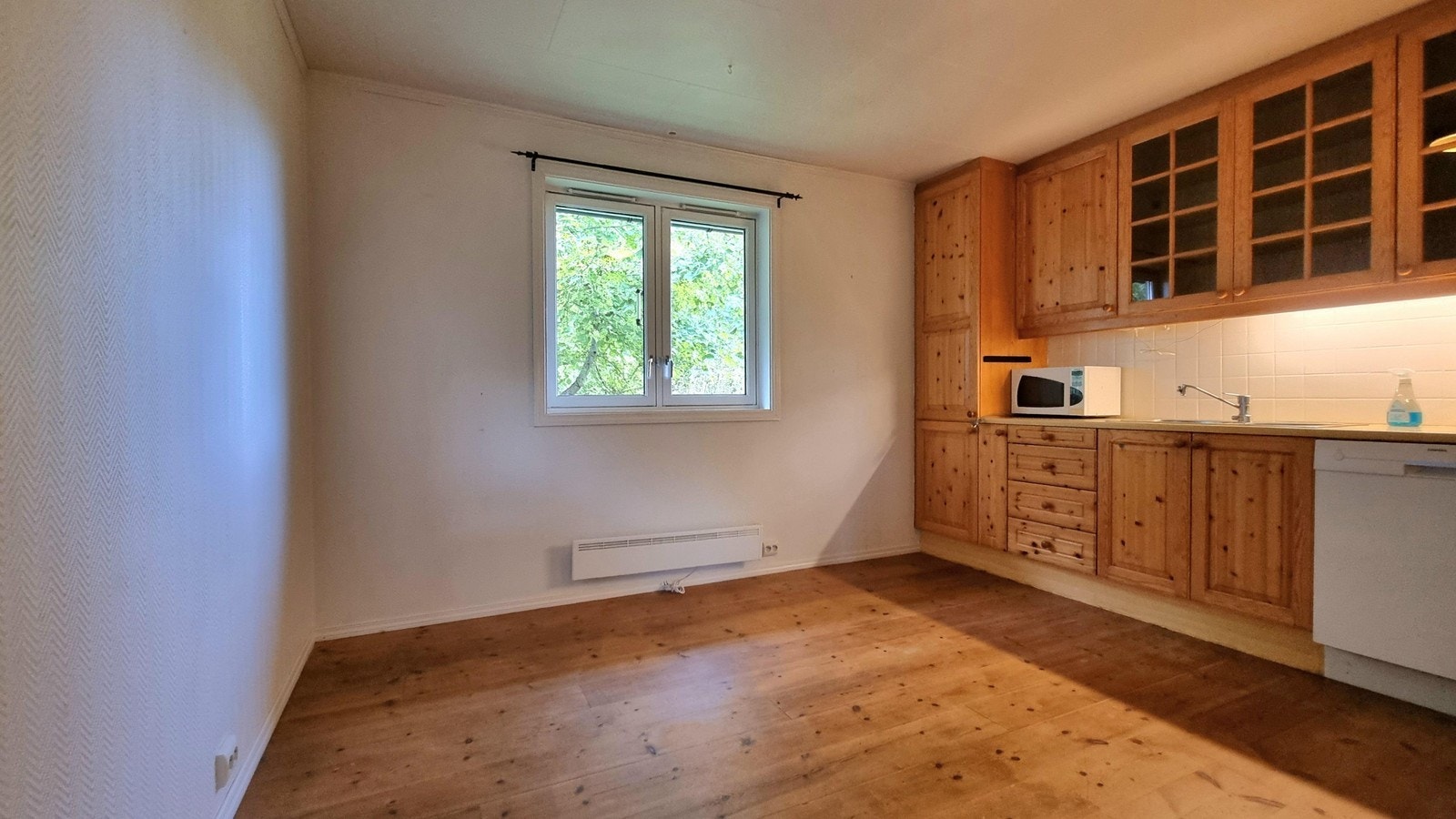 Innredet med hvitevarer Galleribilde