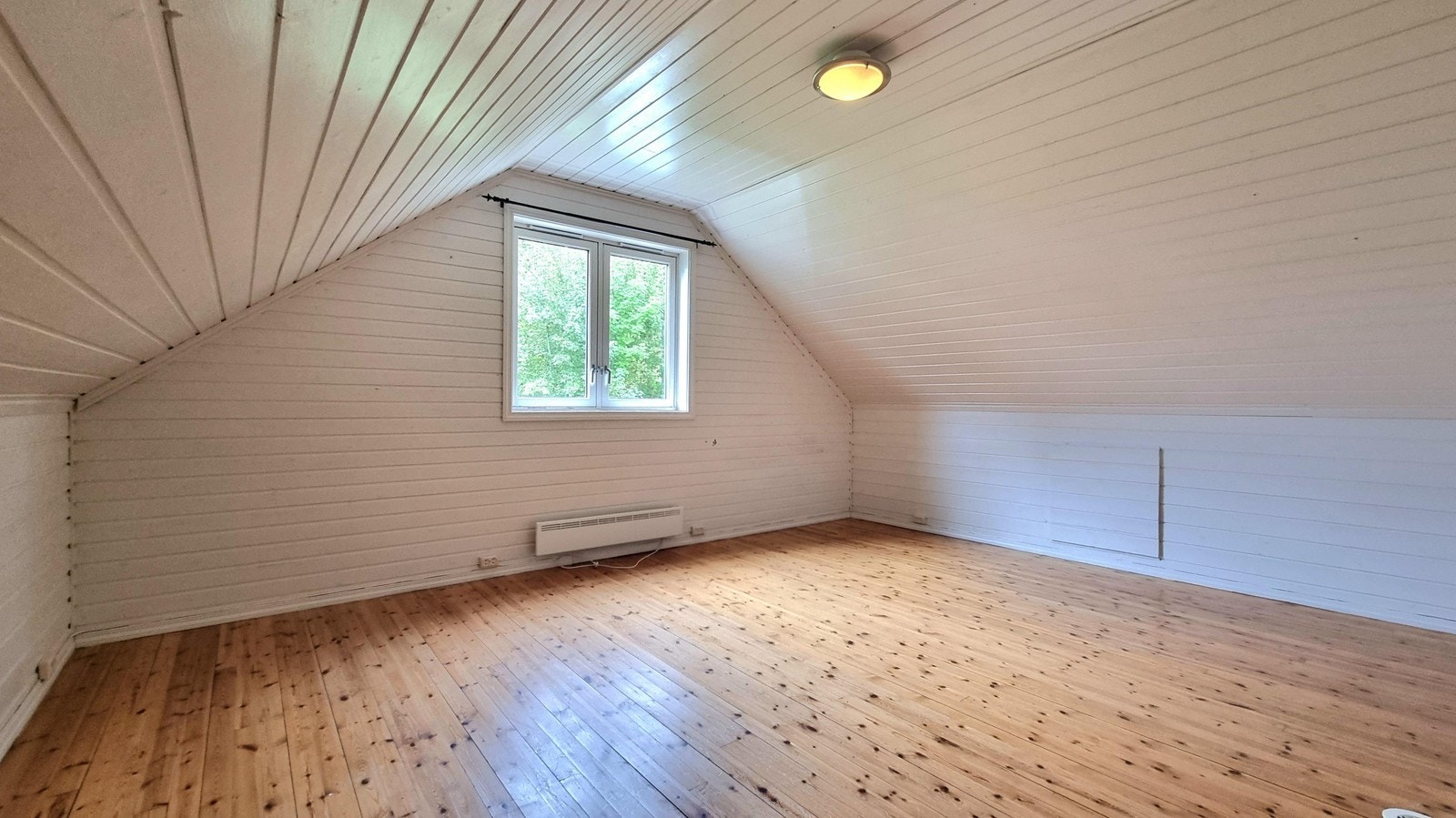 I 2.etg finner man 2 store soverom Galleribilde