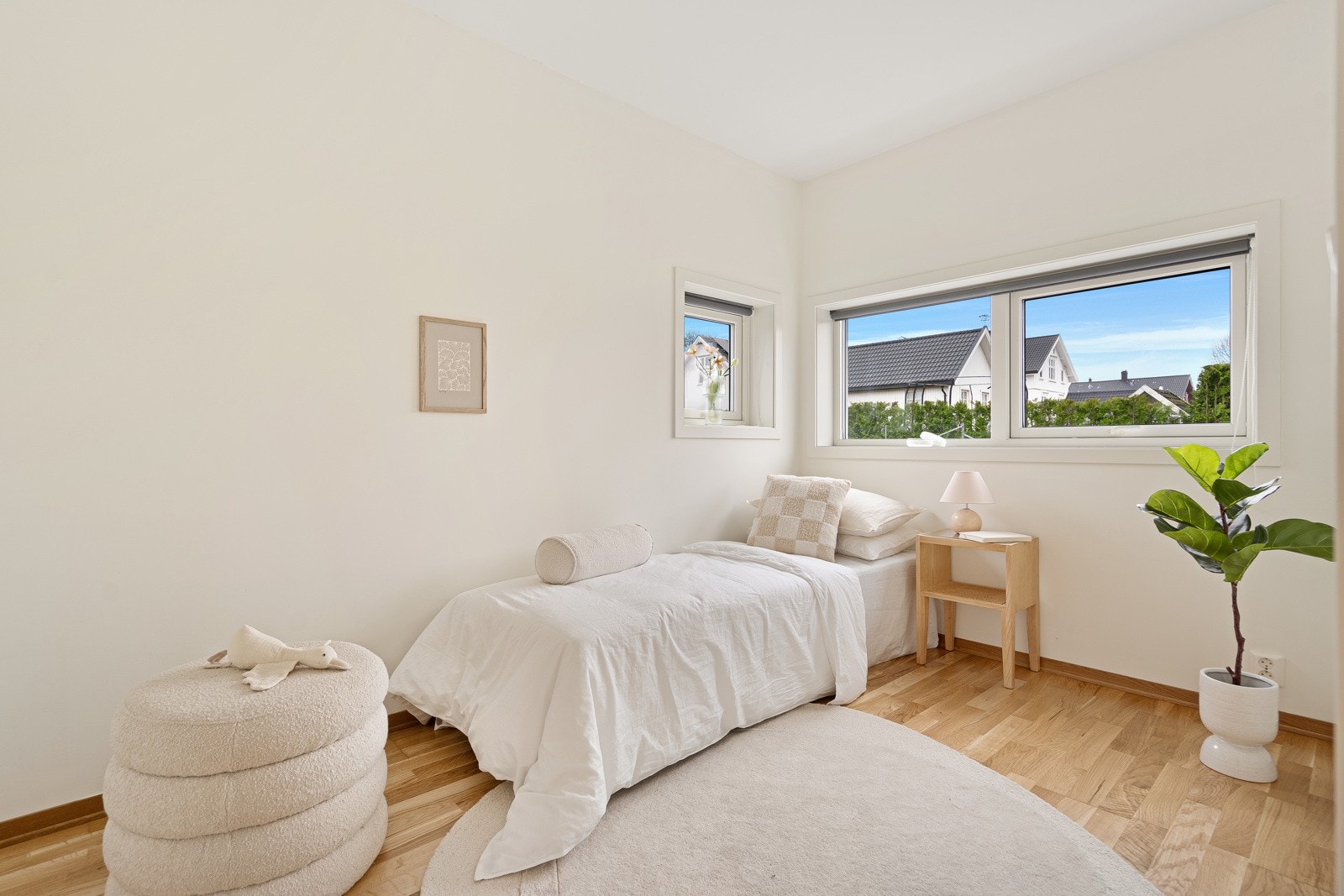 Supert soverom nr 2/barnerom eller gjesterom Galleribilde