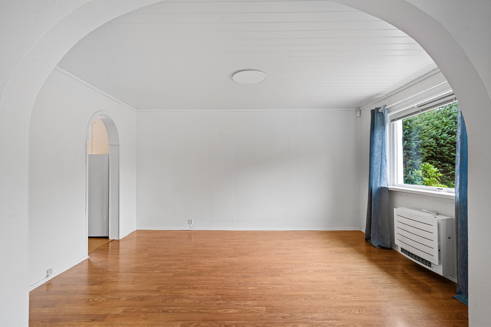 Det er vamepumpe montert i stuen Galleribilde