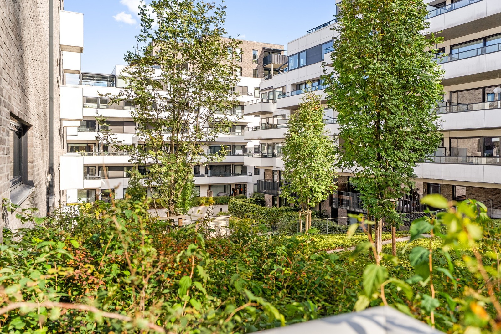 Utsyn fra balkong Galleribilde