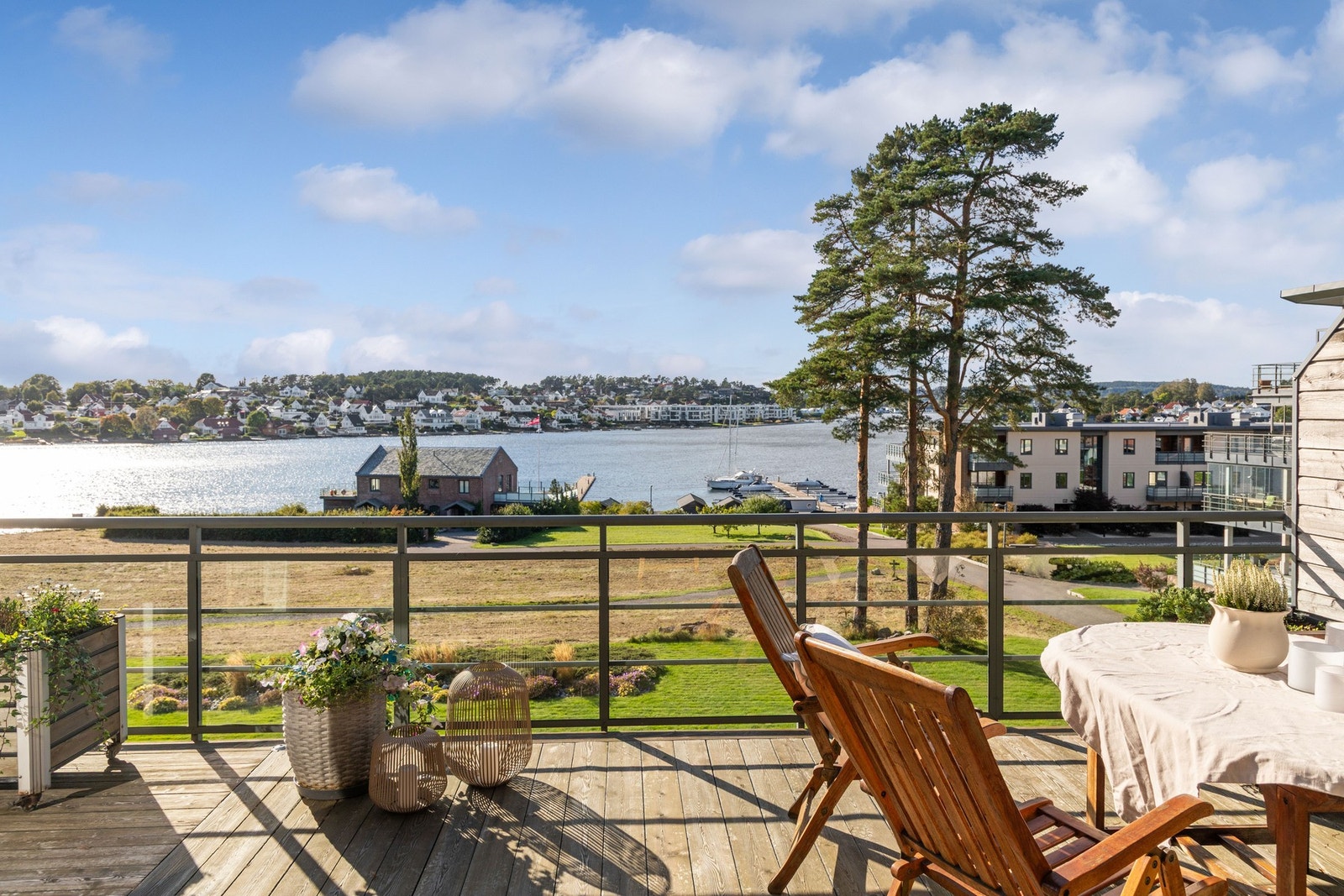 PrivatMegleren Tønsberg v/ Christoffer Fischer har gleden av å presentere Jarlsøveien 61C. Galleribilde