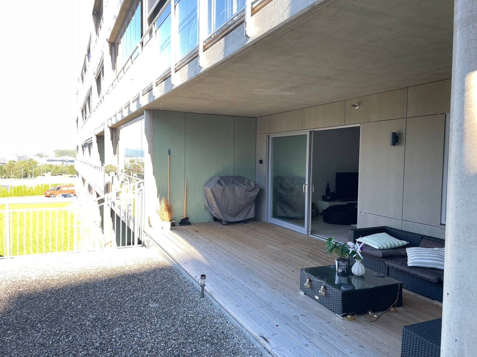 Uteplass Galleribilde