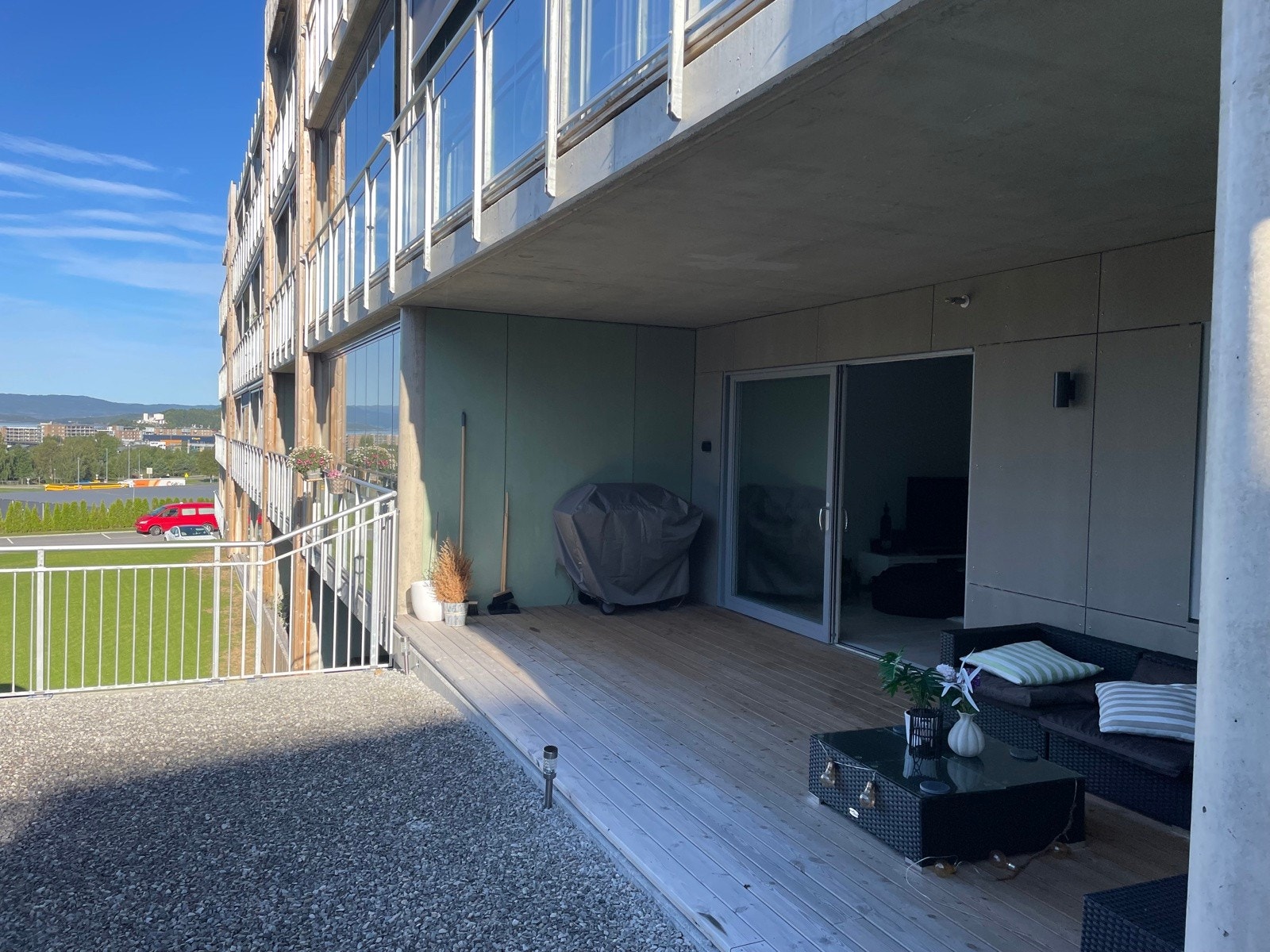 Uteplass Galleribilde