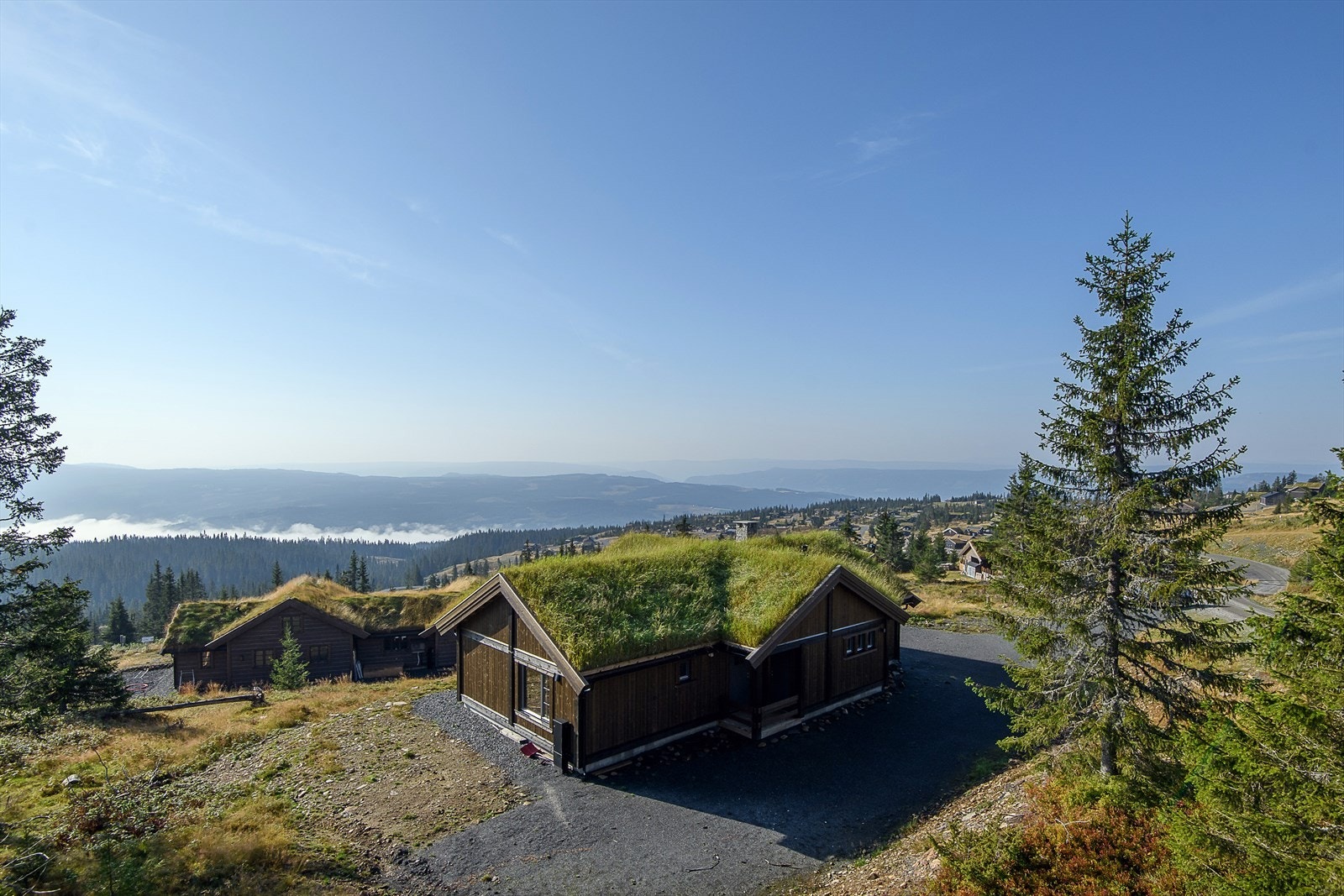 Familiehytte med god standard, 2 bad og 4 soverom. Galleribilde