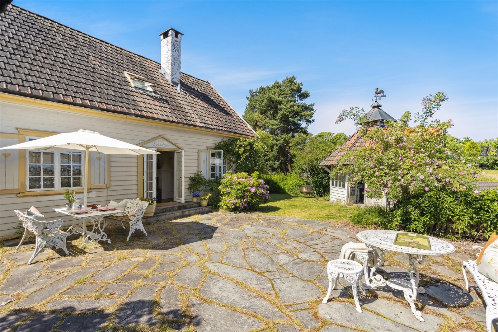 Solstua er en eiendom som må oppleves - fra sekundet du ankommer eiendommen er du bergtatt. Galleribilde