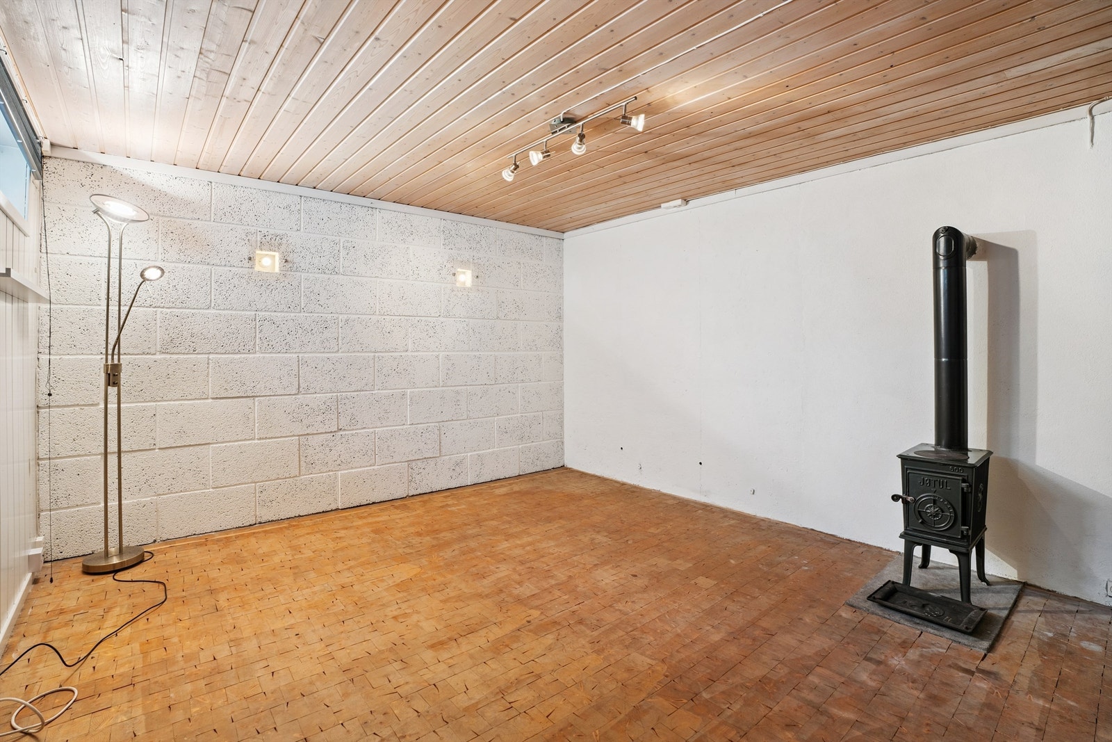 Disponibelt rom Galleribilde