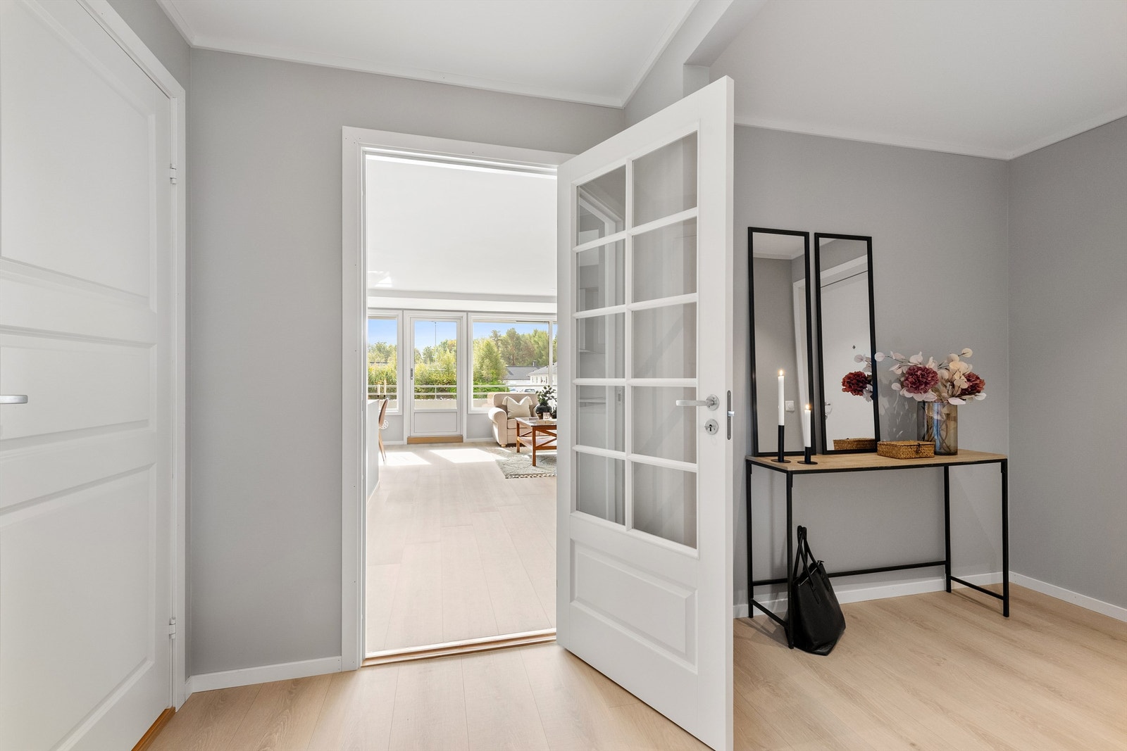 Entrè/gang Galleribilde