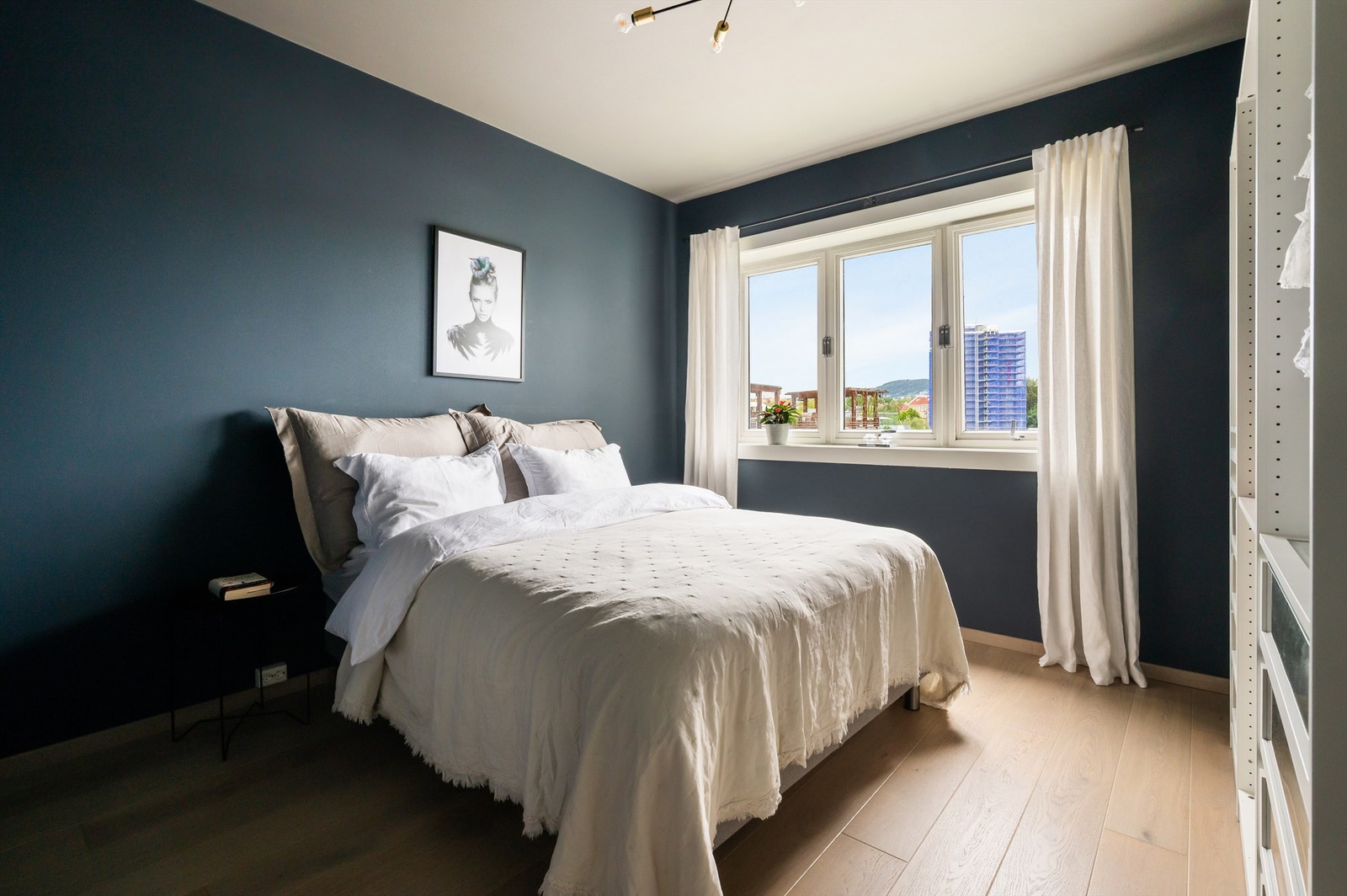 Hovedsoverom med meget god størrelse Galleribilde