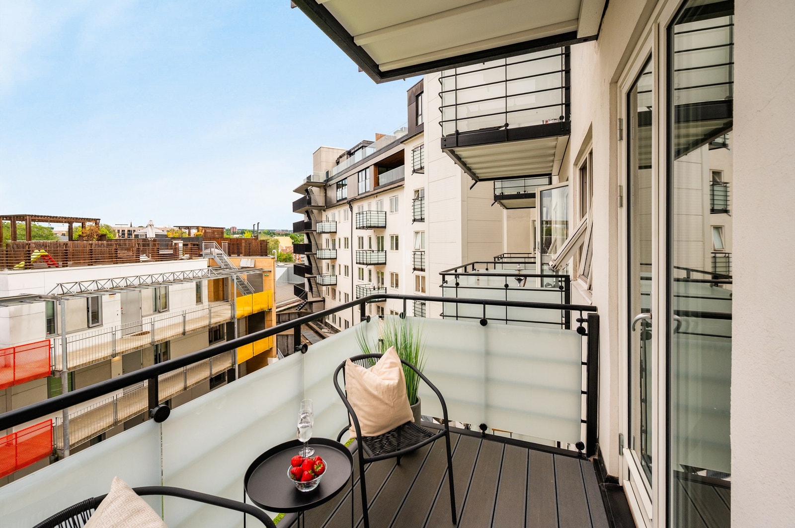 Vender mot bakgård Galleribilde