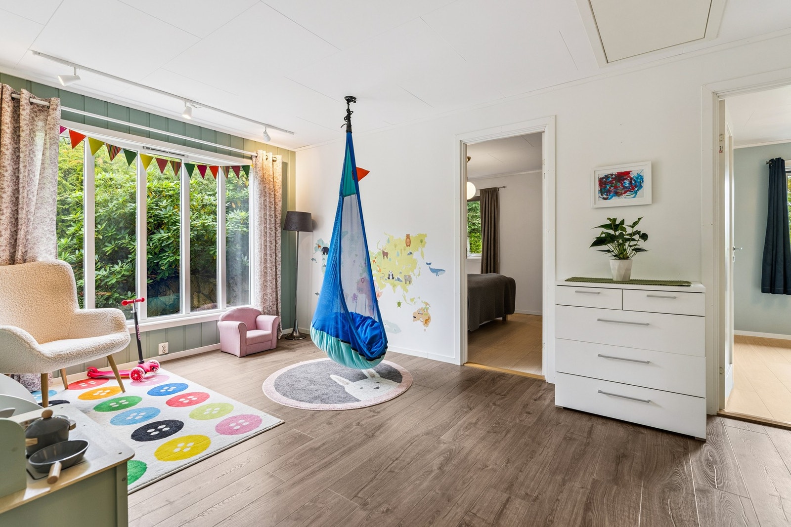 Stue i hovedetasje, pusset opp ca. 2019 Galleribilde