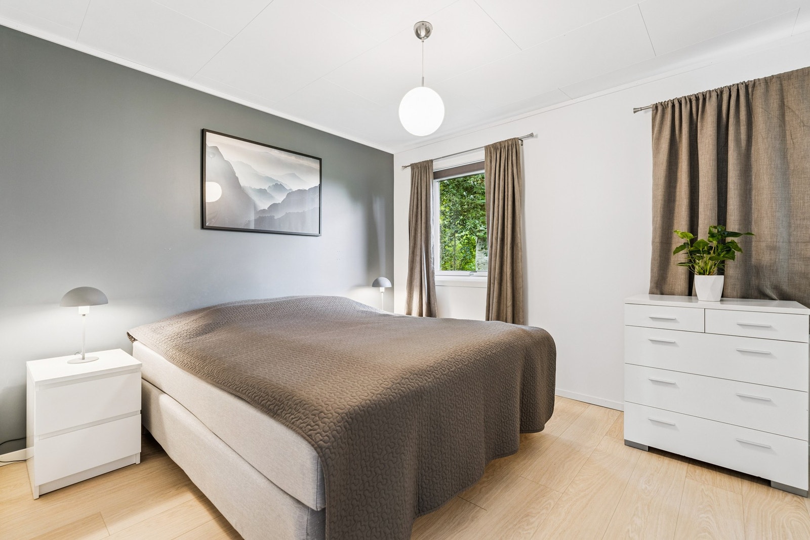 Soverom i hovedetasje Galleribilde