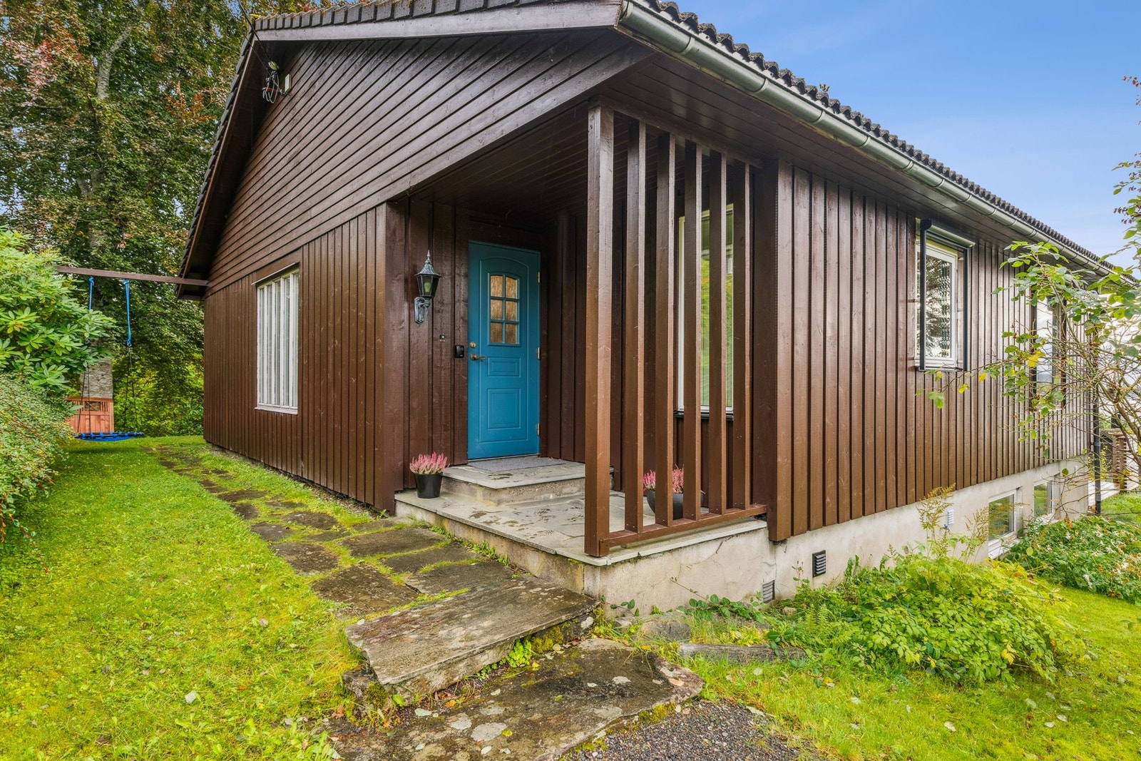 Enkel adkomst til boligens hovedetasje Galleribilde