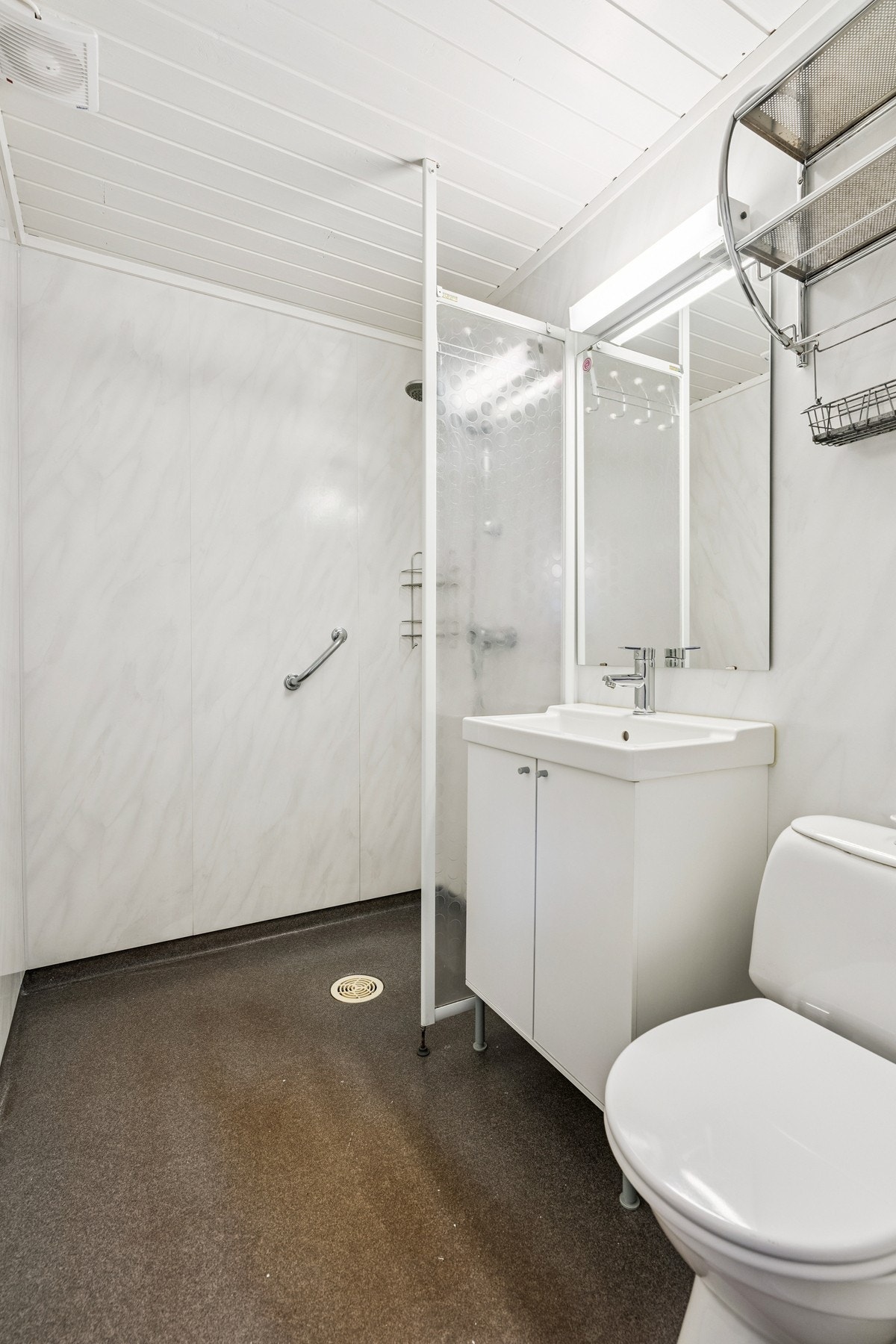 Bad i underetasje Galleribilde