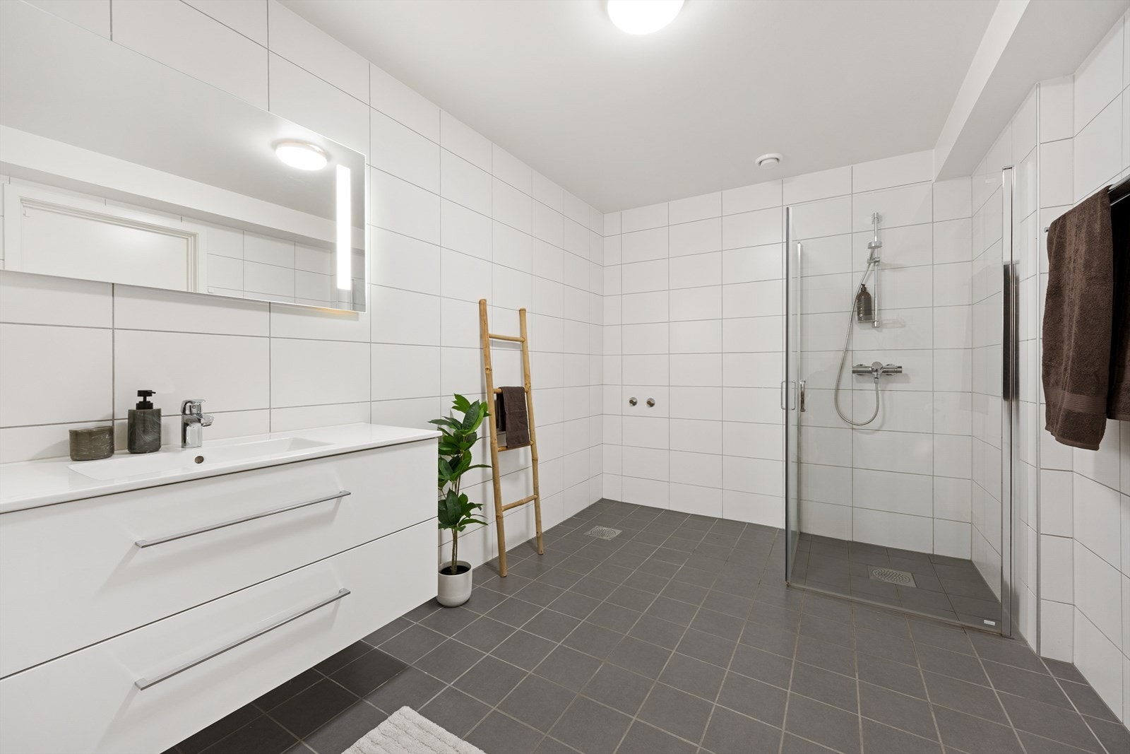 _10A1709.jpg Galleribilde