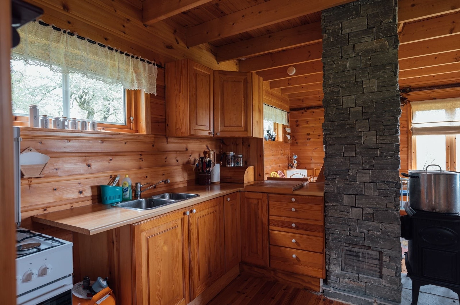 Skap- og skuffplass til det man trenger Galleribilde