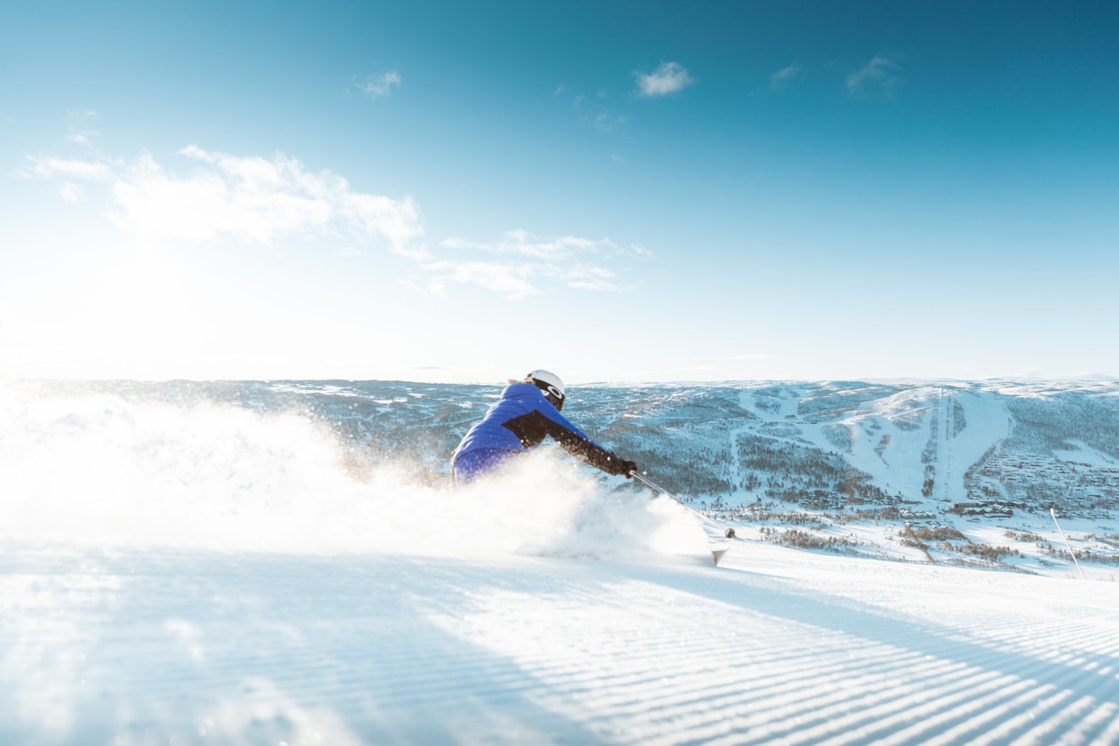 Full fart ned bakken, latter i lufta og snøsprut i ansiktet - Geilo gjør vinteren gøy!