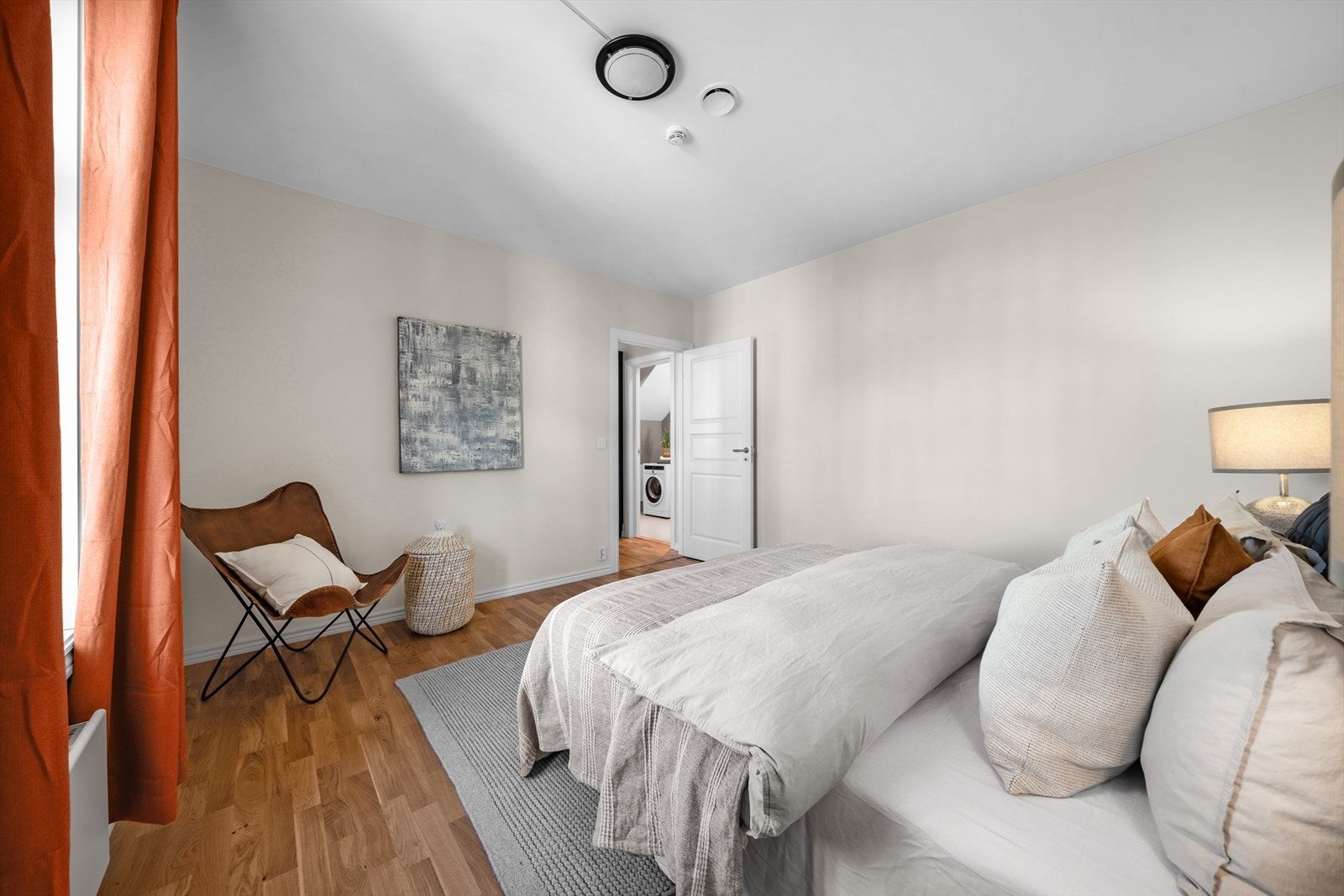 Her sover du behagelig med balansert ventilasjon som i resten av boligen. Galleribilde