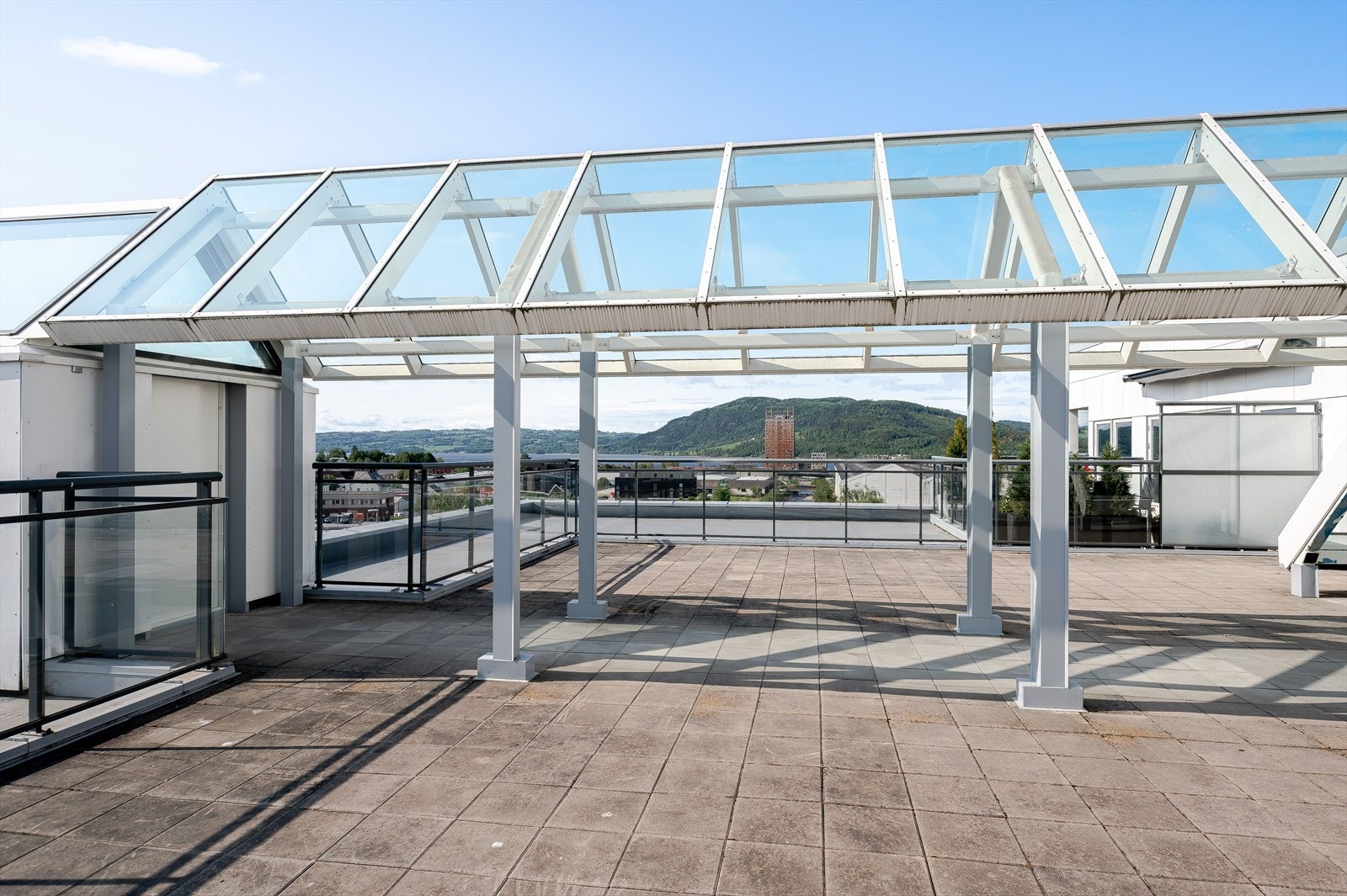 Felles takterrasse Galleribilde
