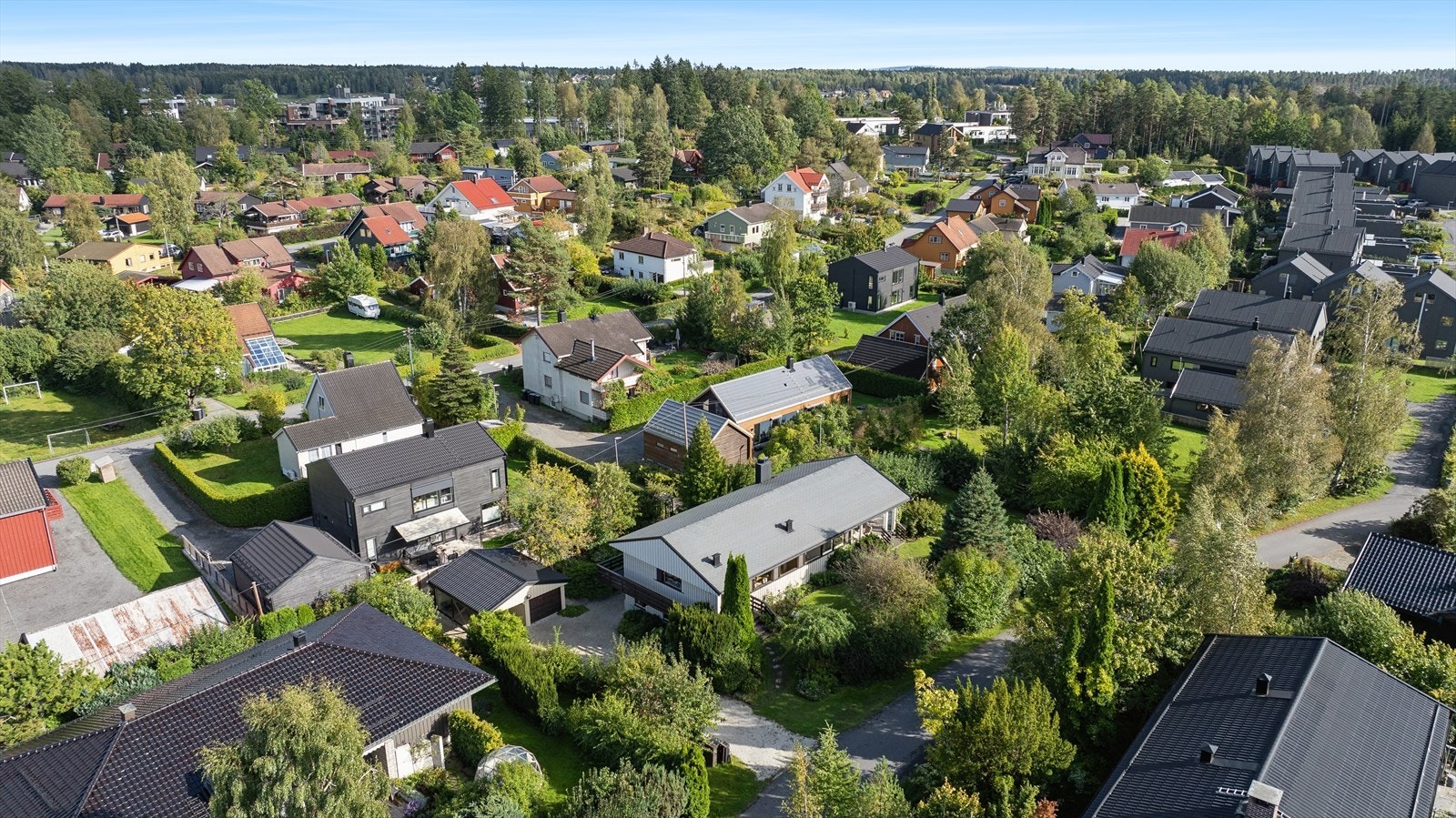 Boligen ligger usjenert til og har kort vei til barnehager, skole og skogen, samt nærhet til NMBU. Galleribilde