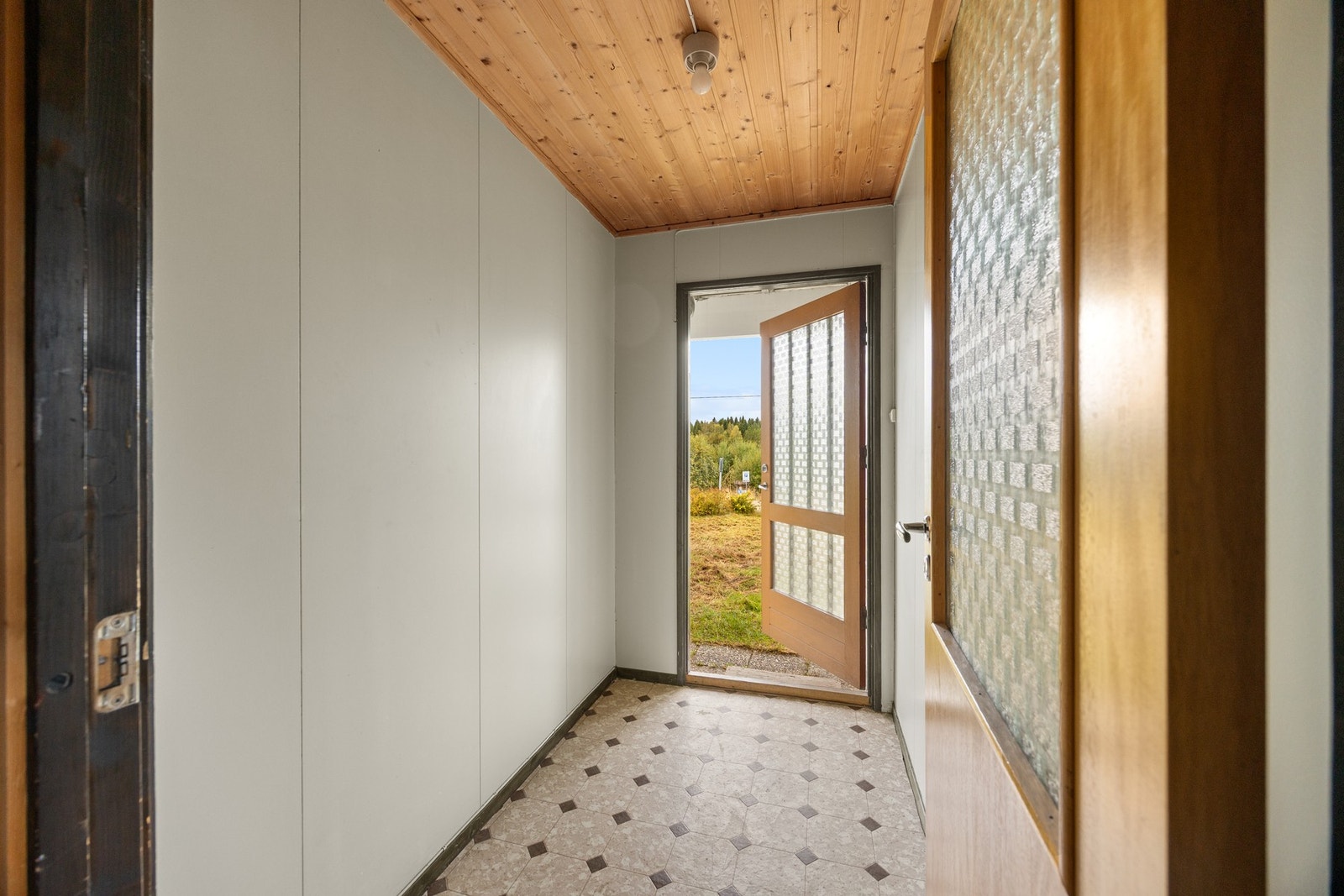 Entré i sokkel - 3 kvm. Galleribilde