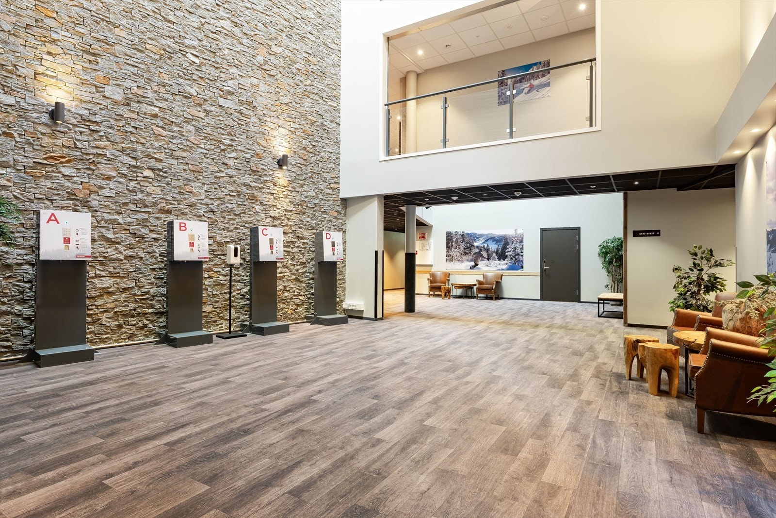 Leiligheten har pliktig utleie gjennom Skistar Norge i minimum 14 uker i perioden 1. november til 1. mai. Resterende 12 valgfrie uker i vintersesongen kan man selv benytte, samt hele vår/sommer og høst. Galleribilde