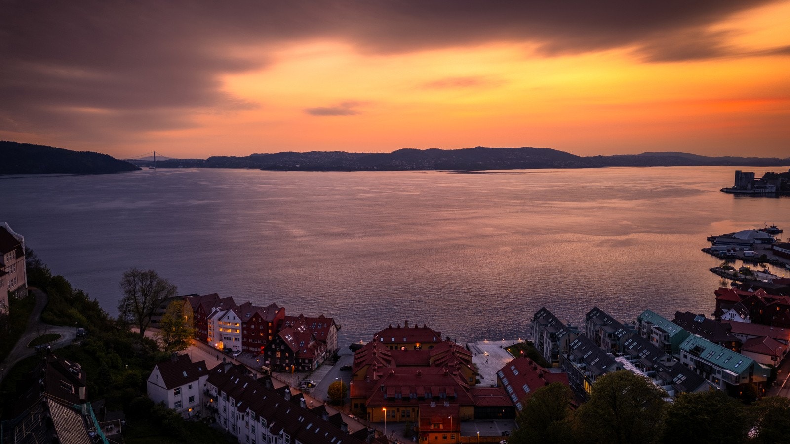 - Her kan du nyte solfylte sommerdager til solen går ned over Askøy -