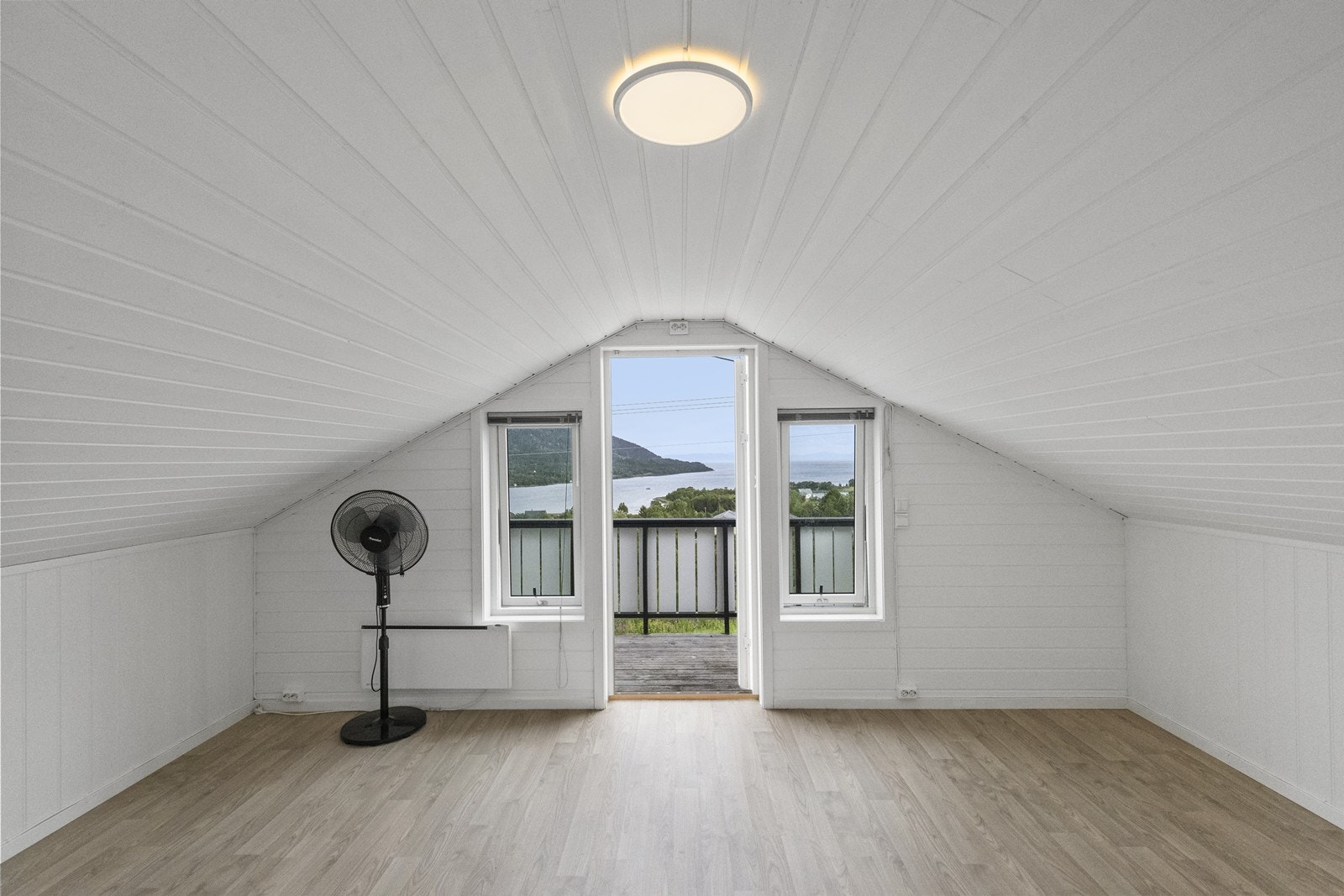 Soverom 4 leilighet 23 (ikke godkjent for varig opphold) Galleribilde