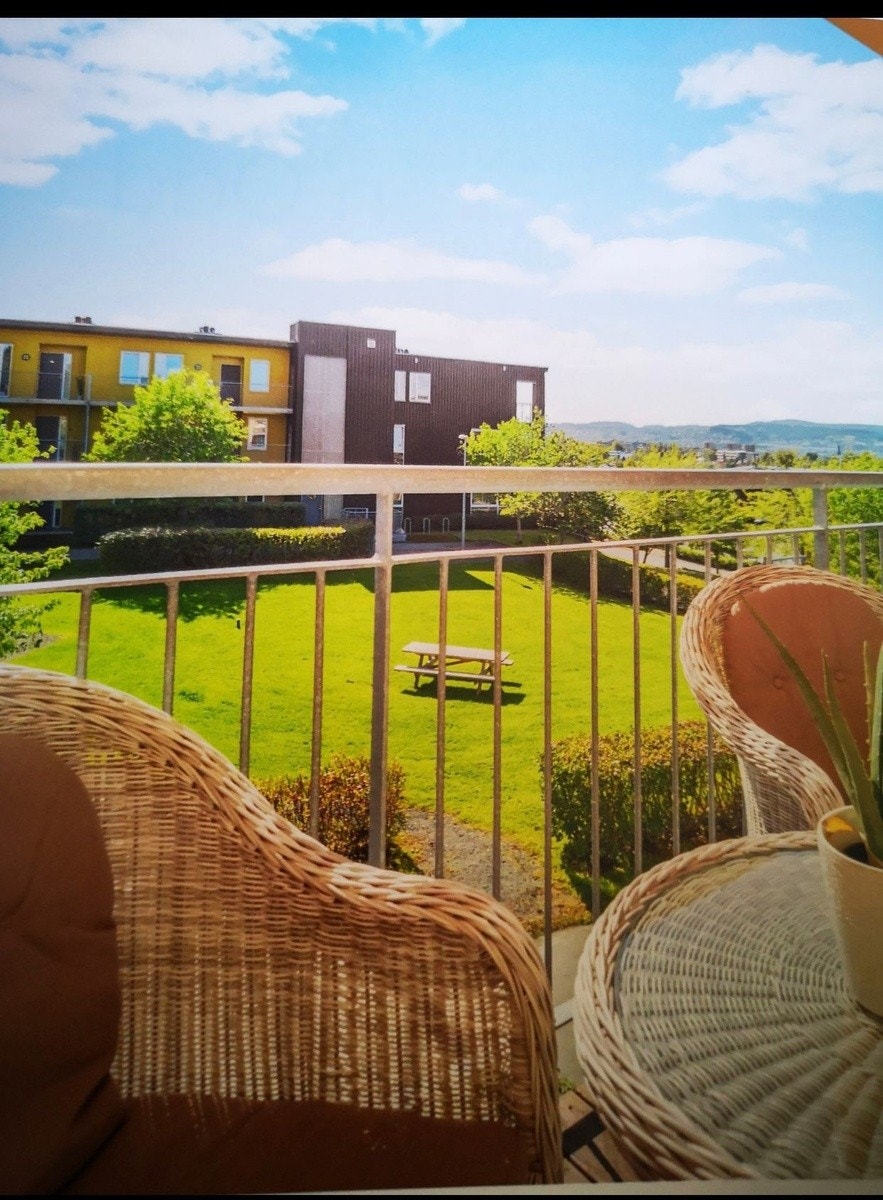 Utsikt fra balkong Galleribilde