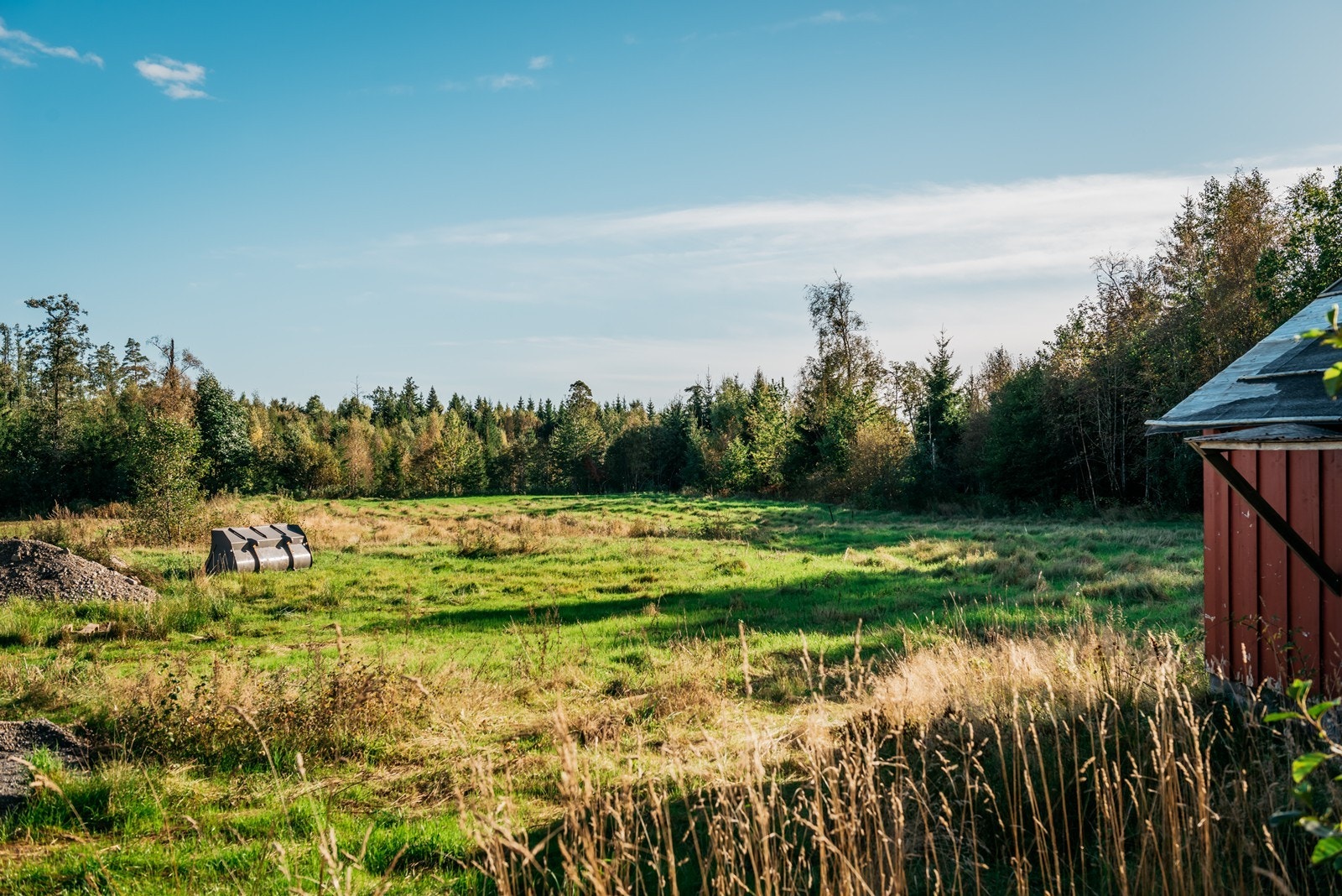 Denne tomten er på totalt ca 10 mål, så hva ønsker du å benytte det til? Galleribilde